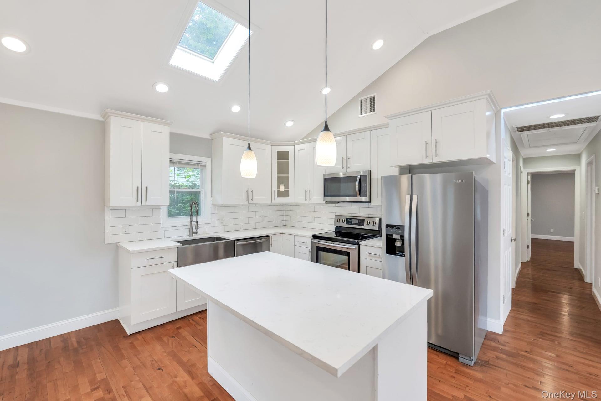 Single Family Harding  Suffolk County, NY 11779, MLS-927680-10