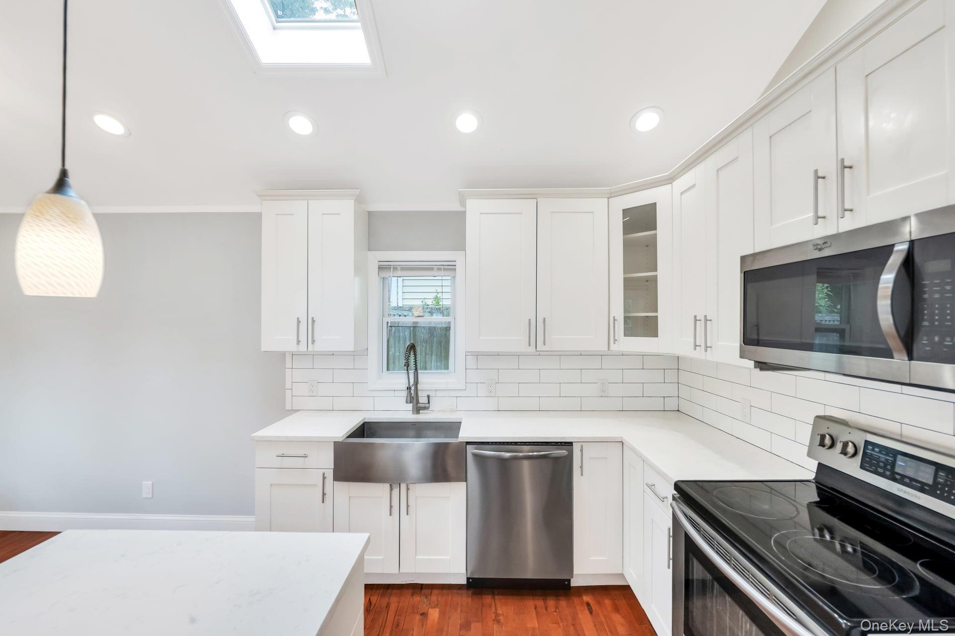 Single Family Harding  Suffolk County, NY 11779, MLS-927680-11