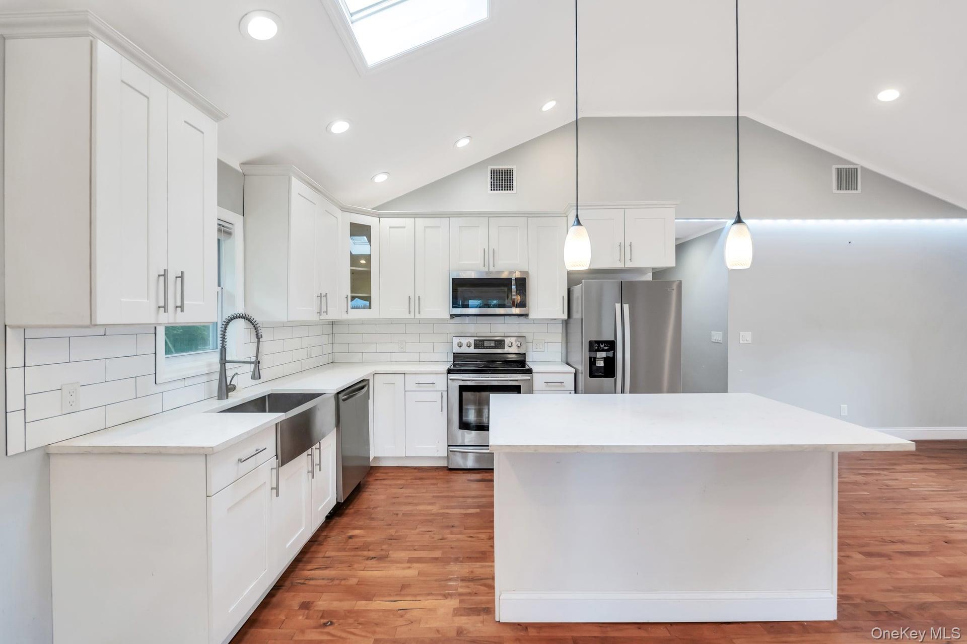 Single Family Harding  Suffolk County, NY 11779, MLS-927680-12