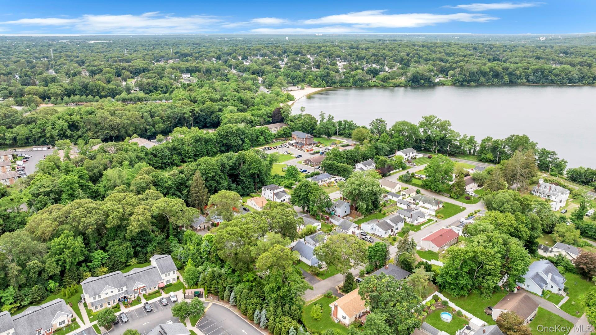 Single Family Harding  Suffolk County, NY 11779, MLS-927680-2