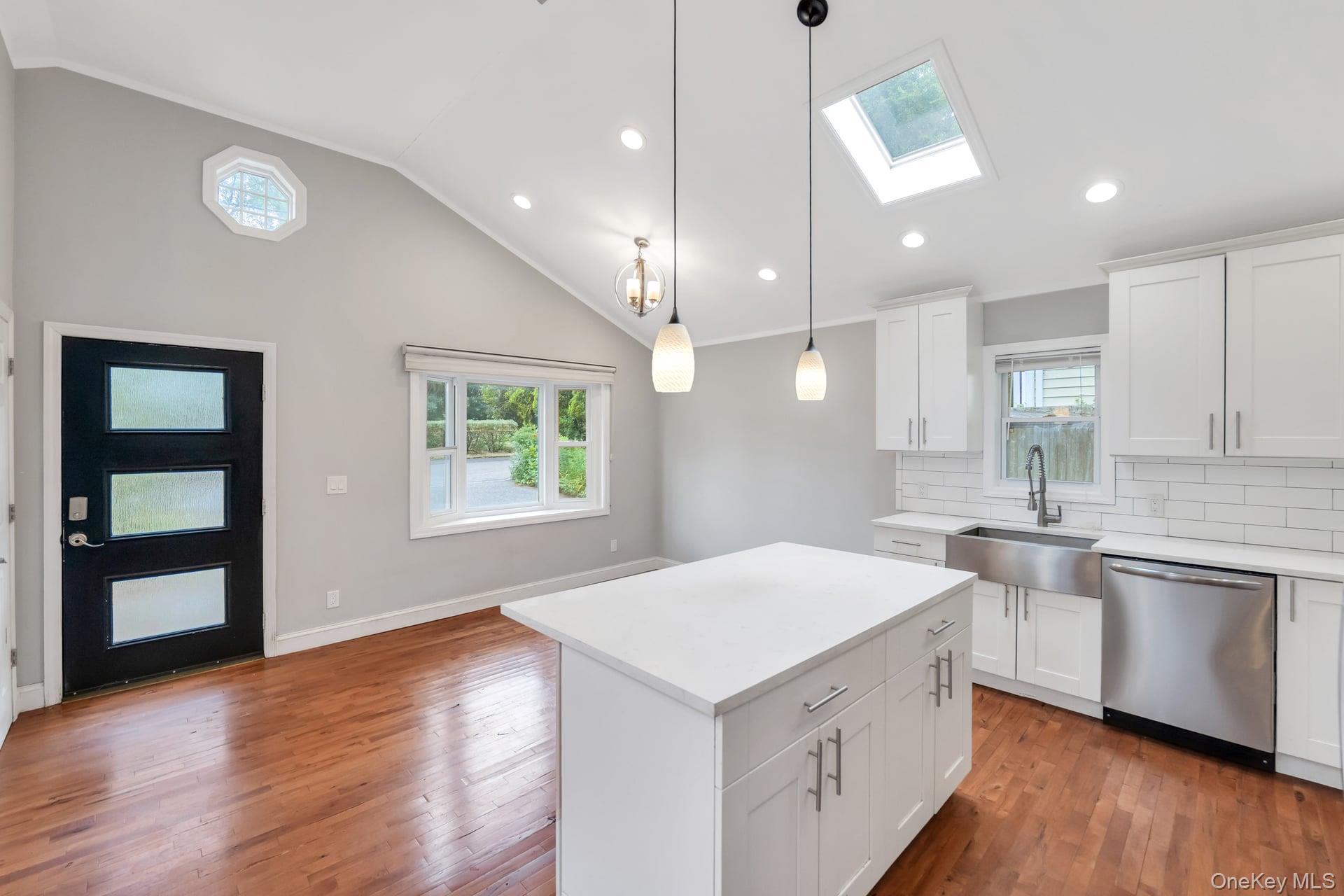 Single Family Harding  Suffolk County, NY 11779, MLS-927680-6