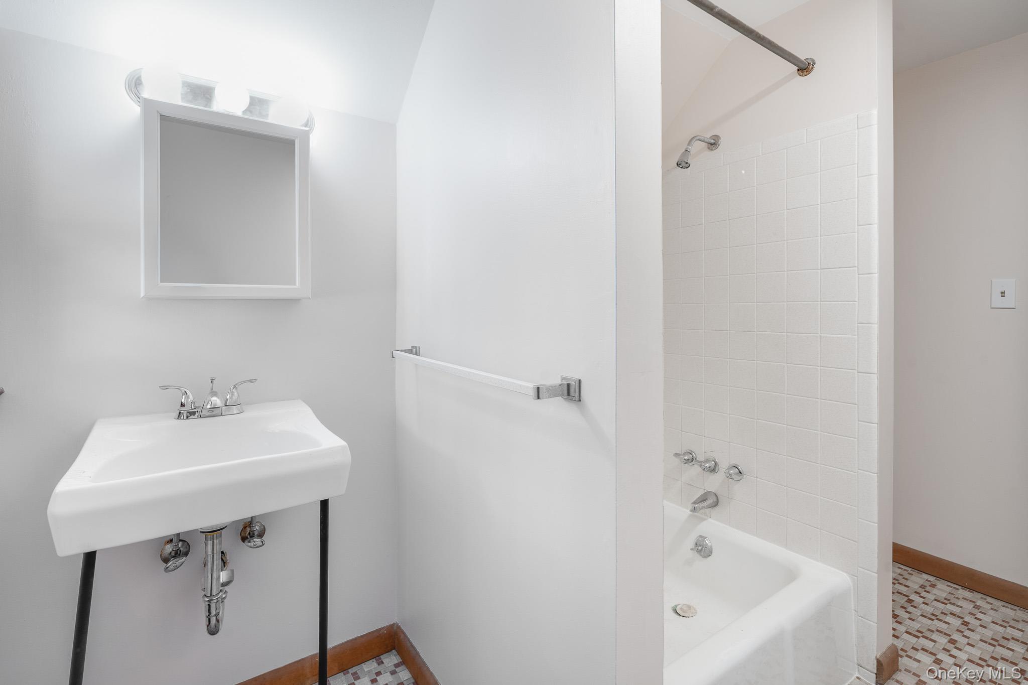 Single Family Loockerman Dutchess County, NY 12601, MLS-927683-24