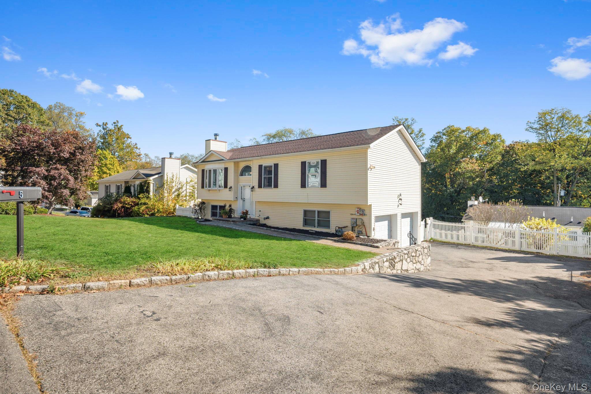 Single Family Sabrina  Westchester County, NY 10562, MLS-927692-4