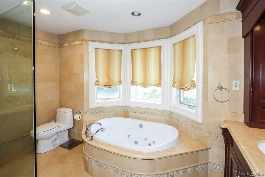 Single Family Steamboat Nassau County, NY 11024, MLS-927695-18