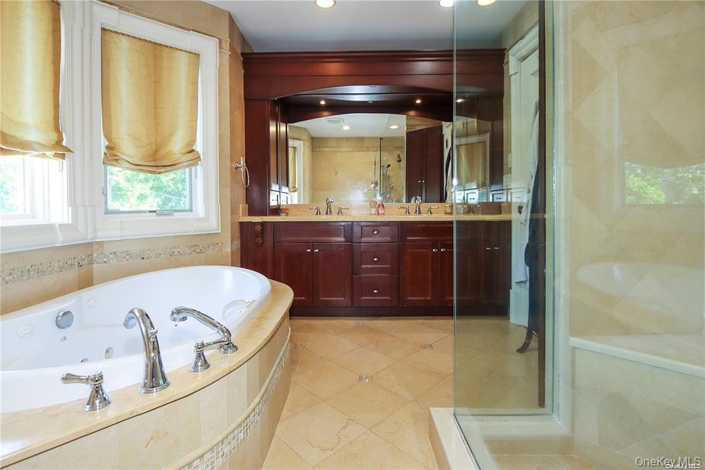 Single Family Steamboat Nassau County, NY 11024, MLS-927695-19