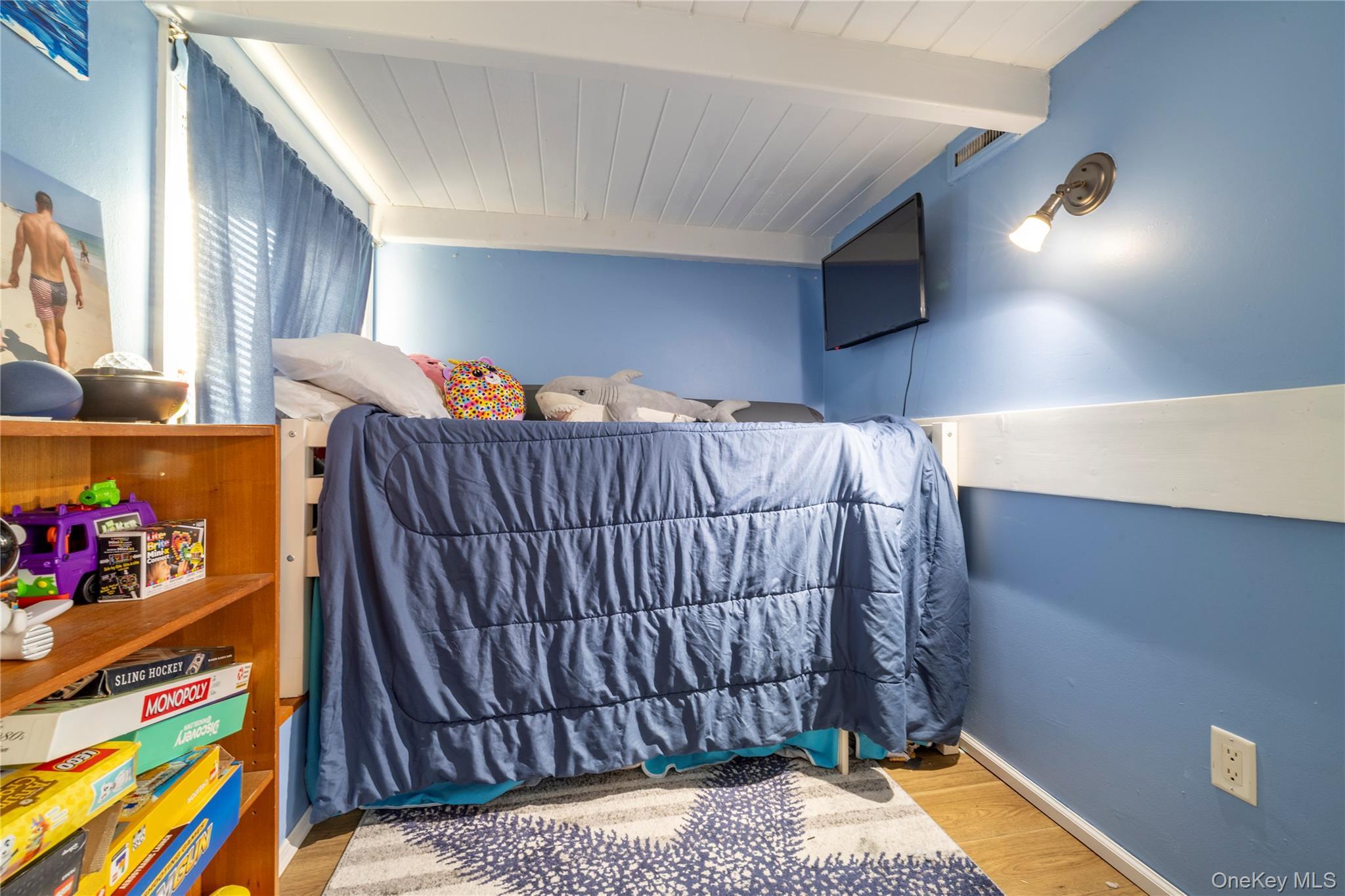 Single Family Shore Nassau County, NY 11783, MLS-927705-16