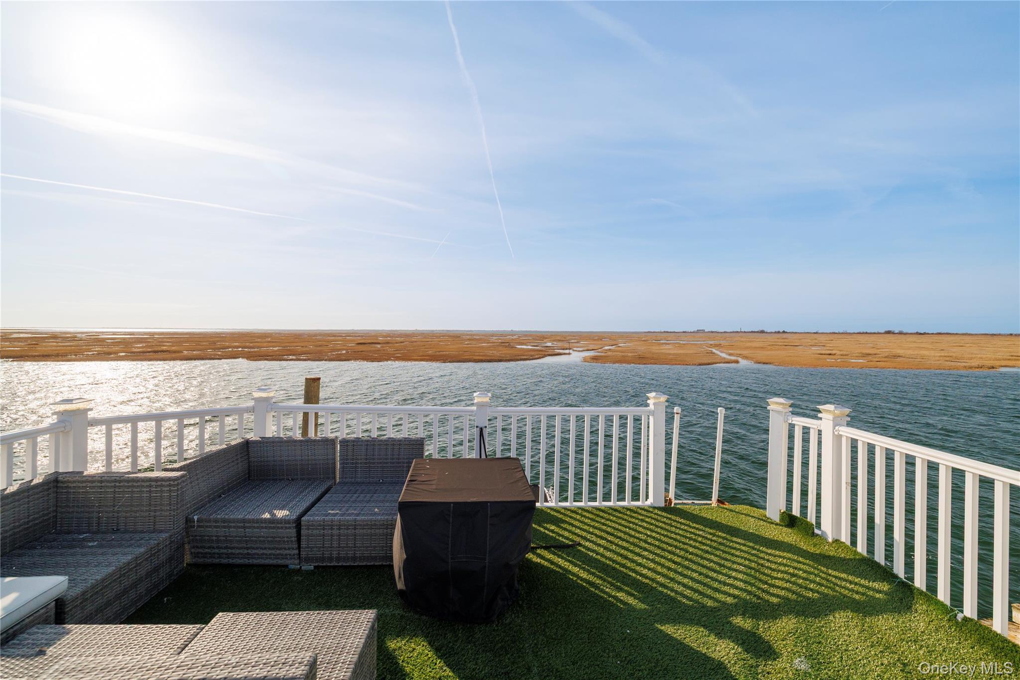 Single Family Shore Nassau County, NY 11783, MLS-927705-22