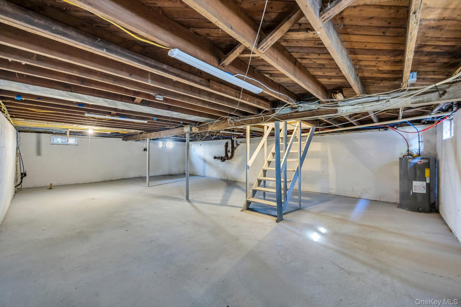 Single Family Davidson  Suffolk County, NY 11798, MLS-927709-21