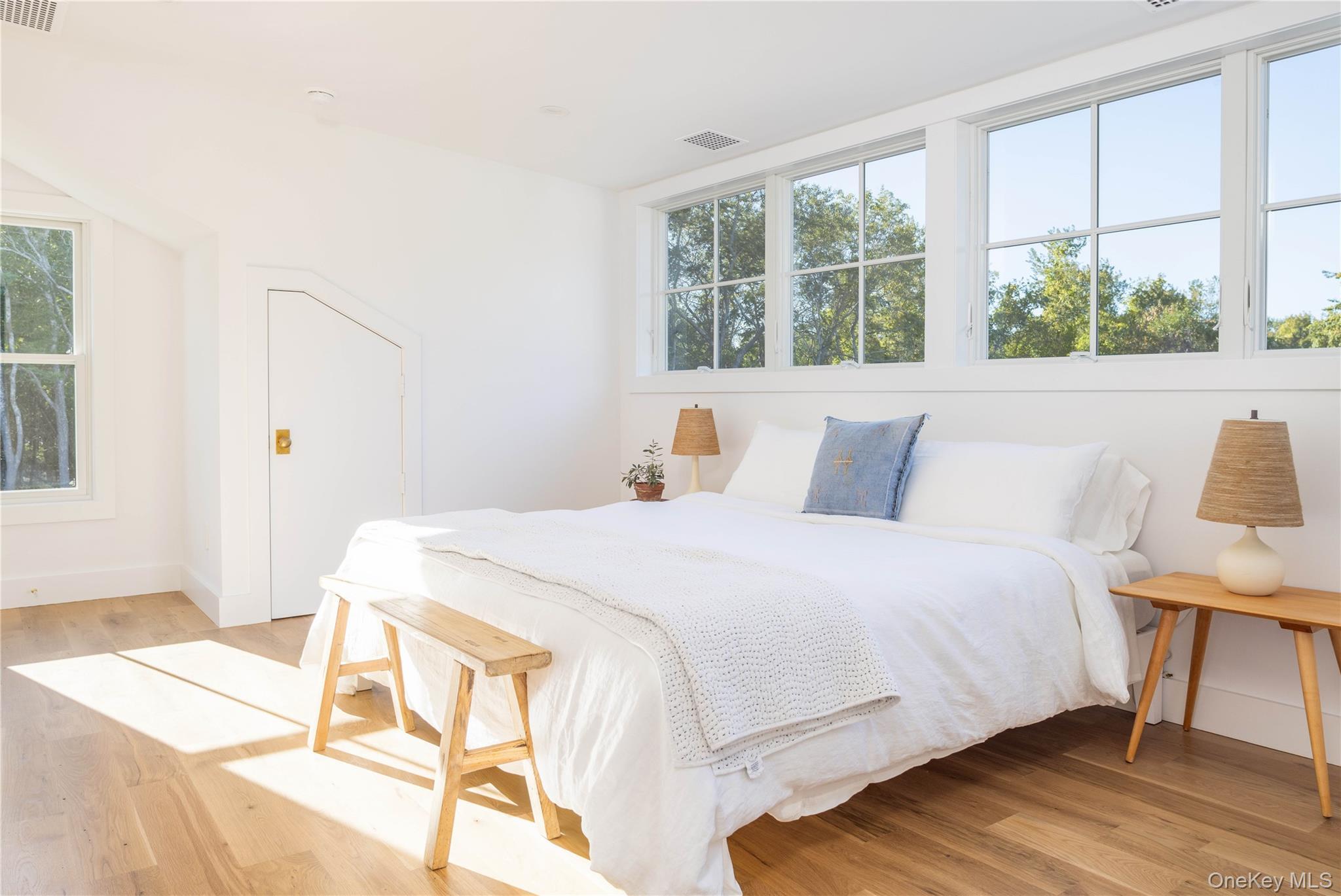 Single Family Park Suffolk County, NY 11952, MLS-927727-33