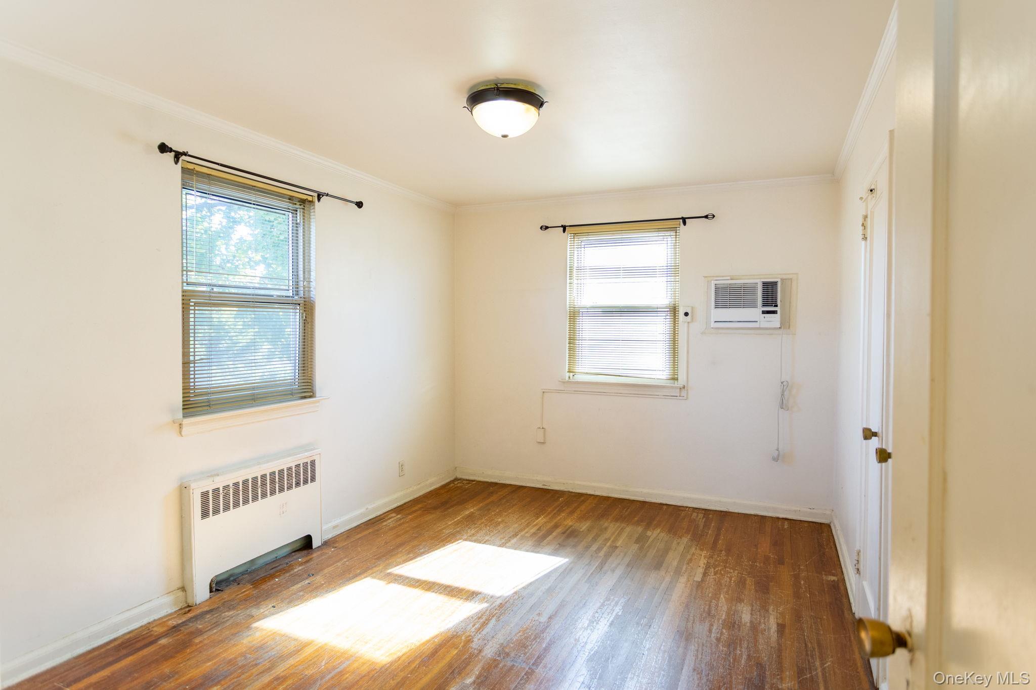 Single Family 190th  Queens, NY 11423, MLS-927743-11