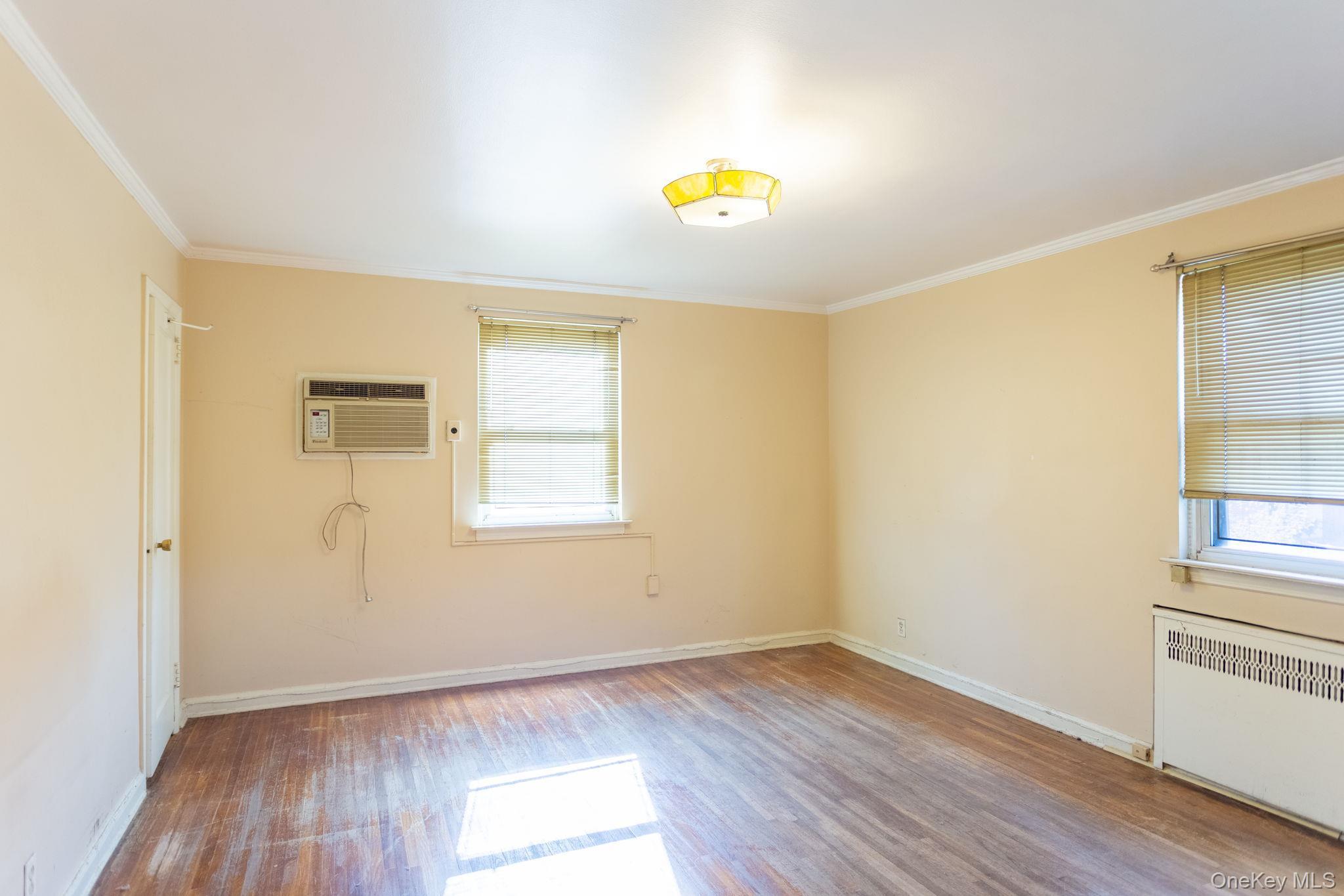 Single Family 190th  Queens, NY 11423, MLS-927743-12