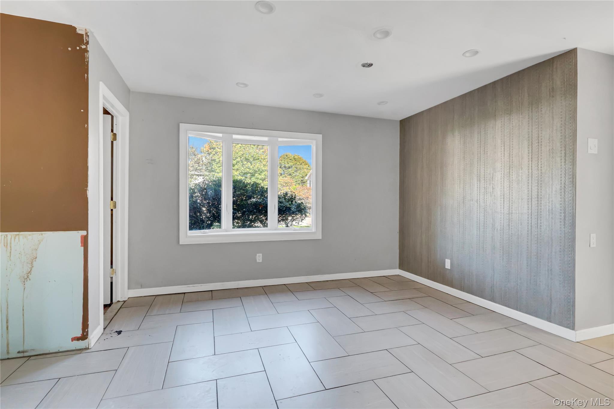 Single Family Woodberry Suffolk County, NY 11772, MLS-927757-10