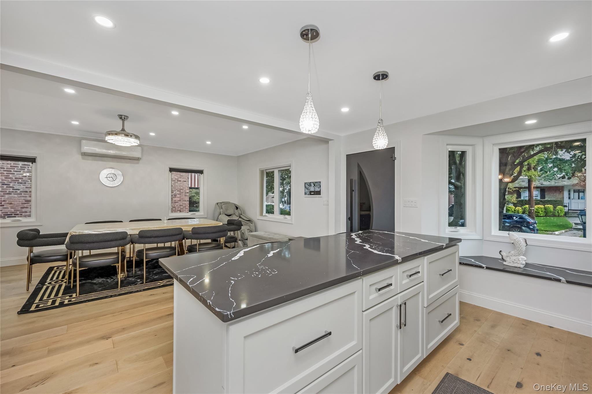 Single Family Richland Queens, NY 11364, MLS-927758-19