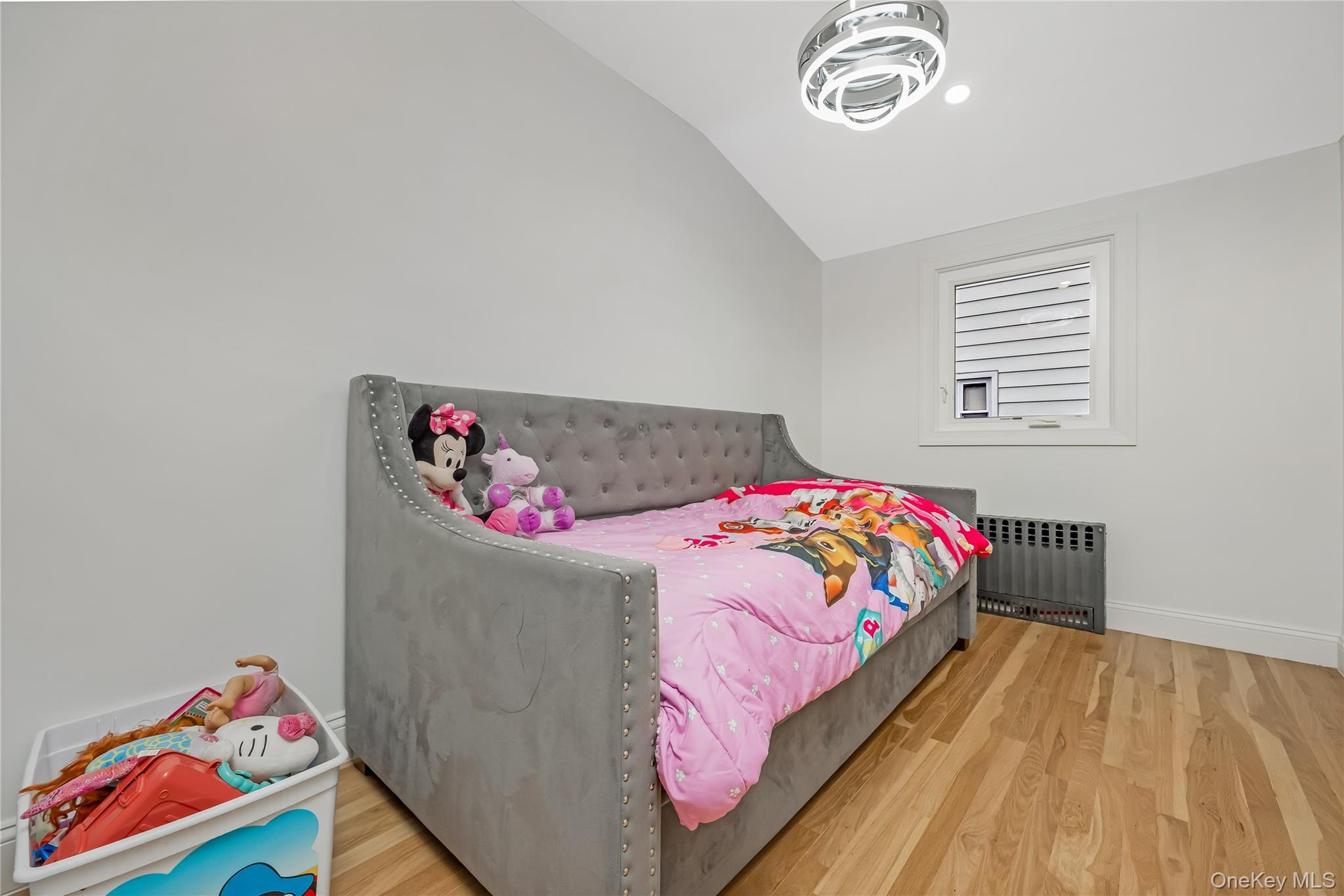 Single Family Richland Queens, NY 11364, MLS-927758-23