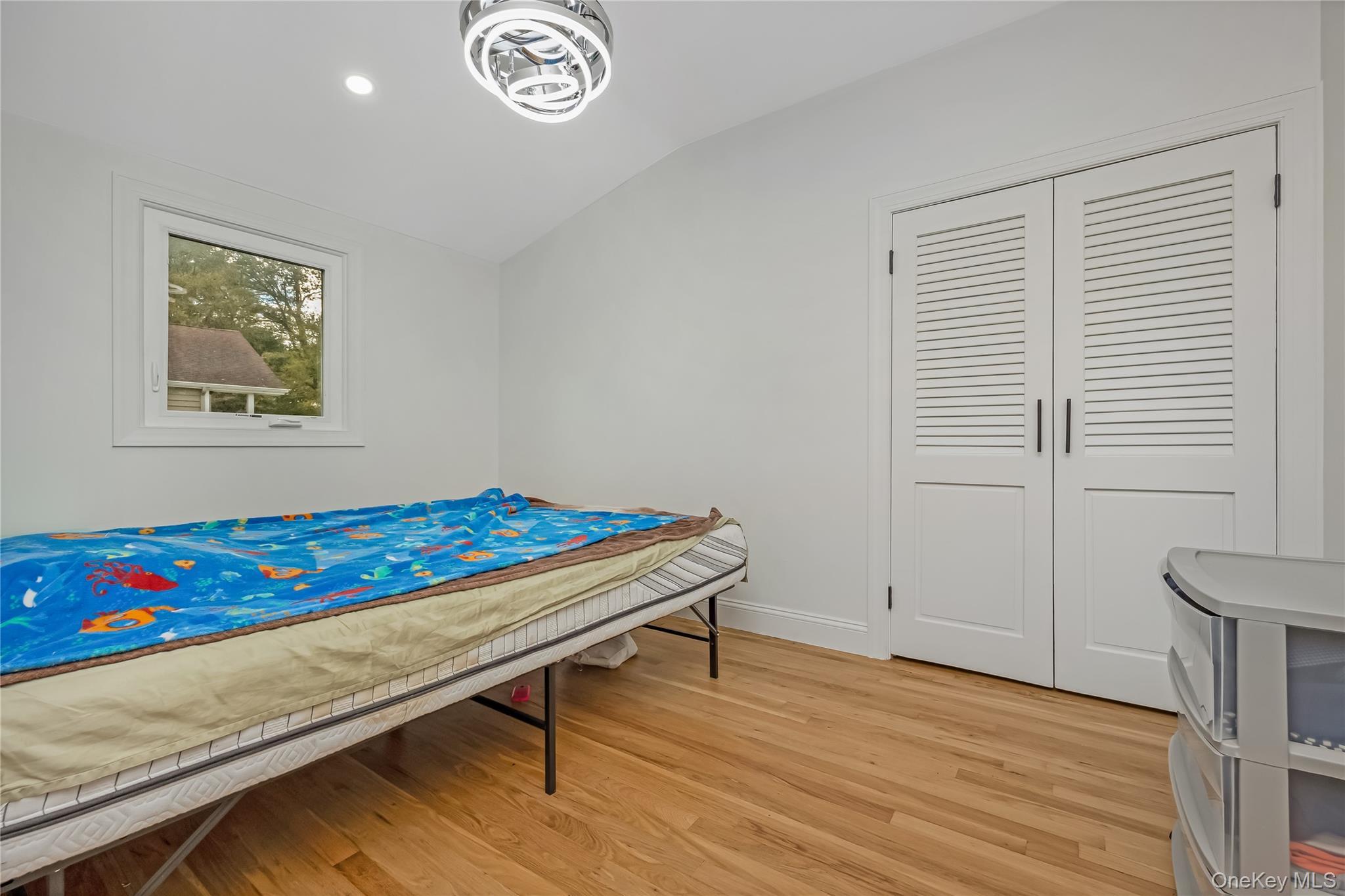 Single Family Richland Queens, NY 11364, MLS-927758-25