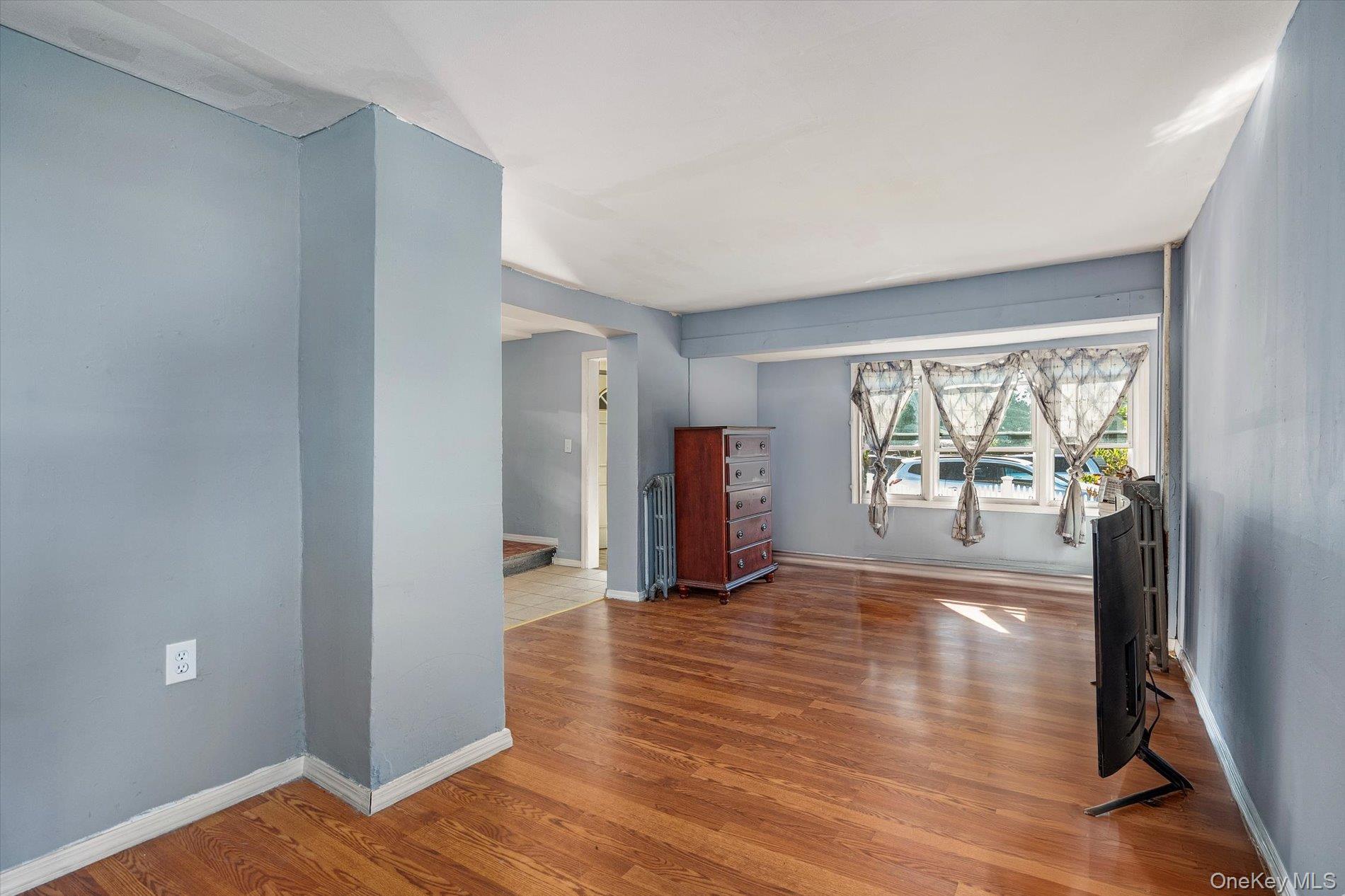 Single Family Lincoln  Nassau County, NY 11575, MLS-927759-5