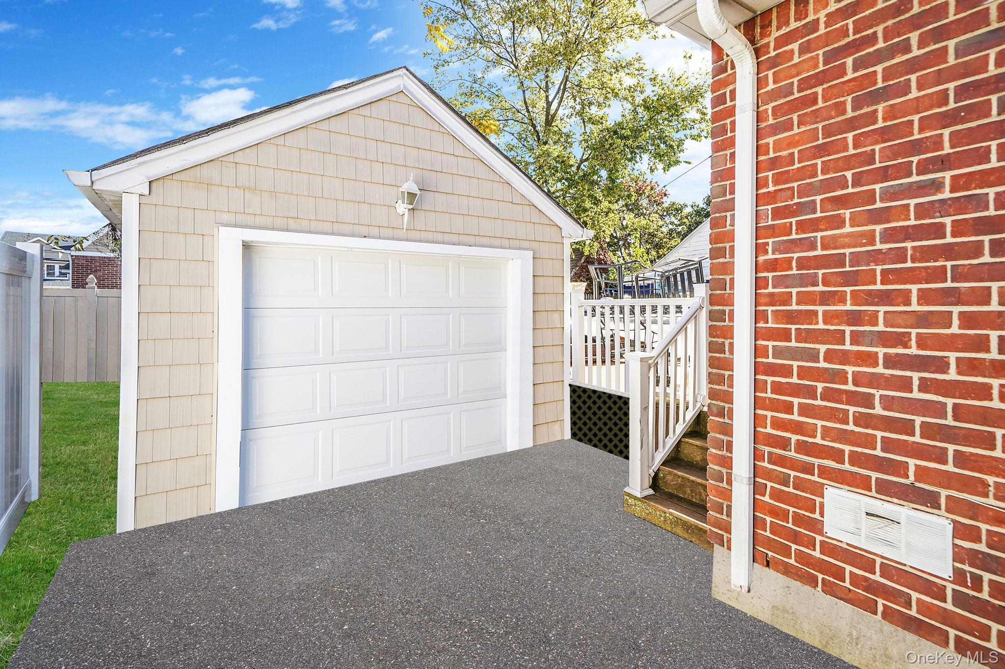 Single Family Elmwood  Nassau County, NY 11550, MLS-927770-16