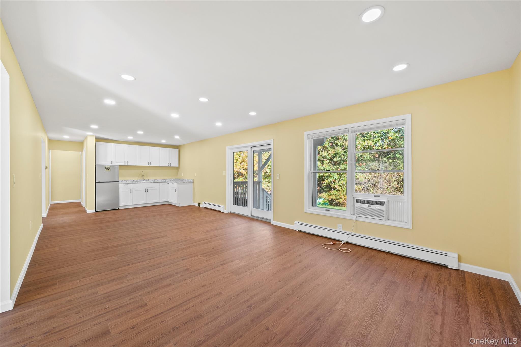 Single Family Grand Suffolk County, NY 11980, MLS-927776-10