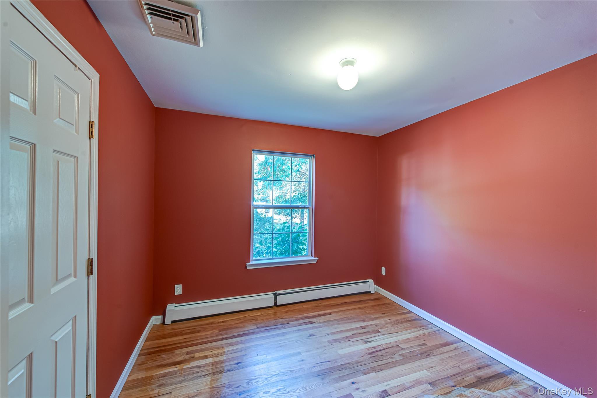 Single Family Clinton  Suffolk County, NY 11950, MLS-927780-13