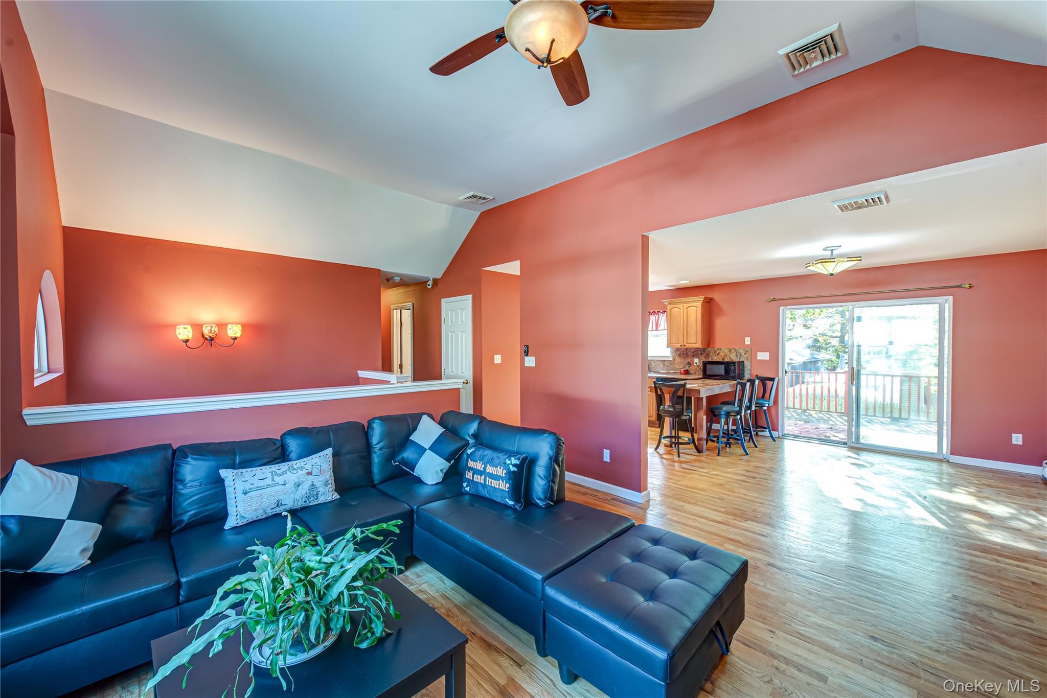 Single Family Clinton  Suffolk County, NY 11950, MLS-927780-4