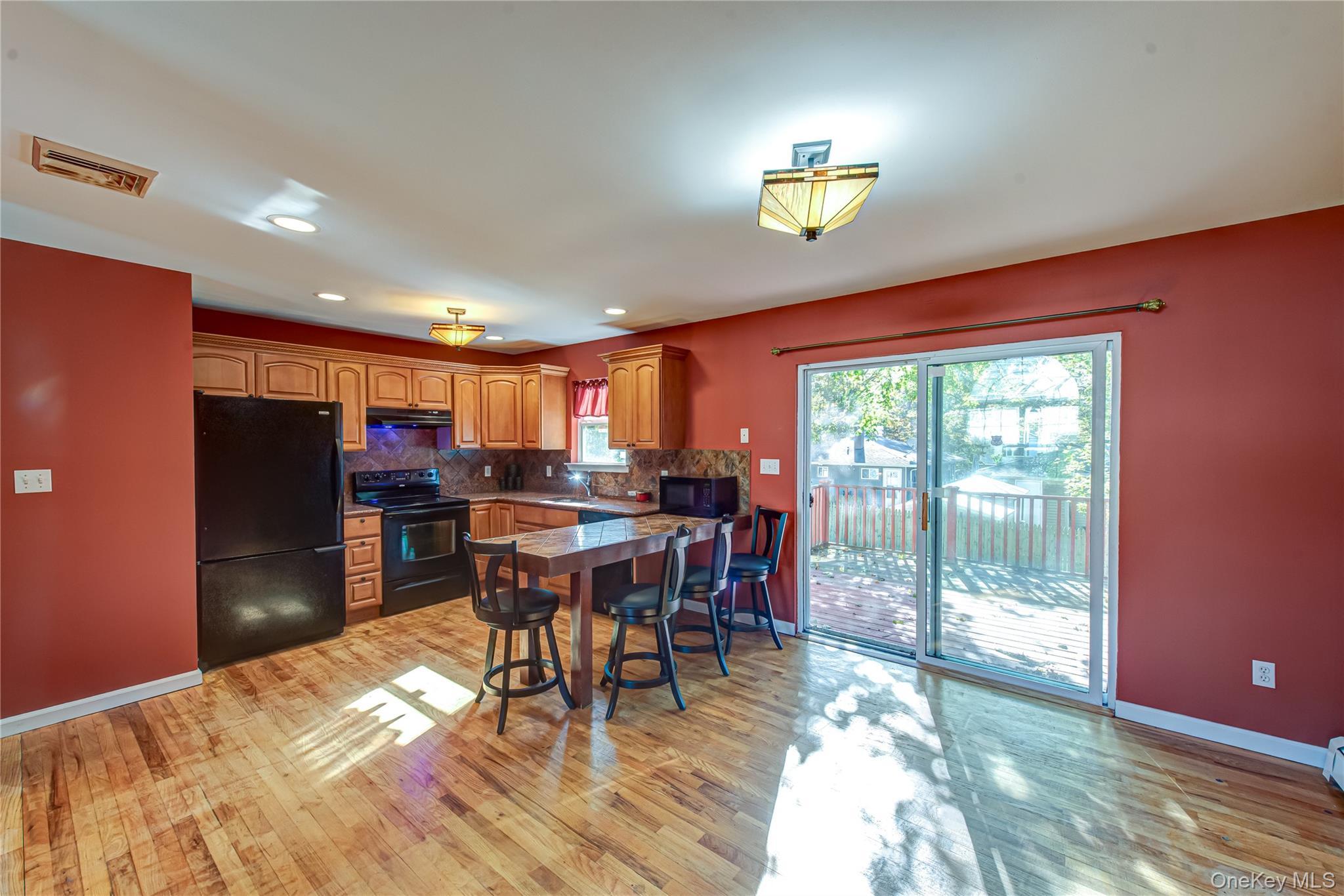 Single Family Clinton  Suffolk County, NY 11950, MLS-927780-5