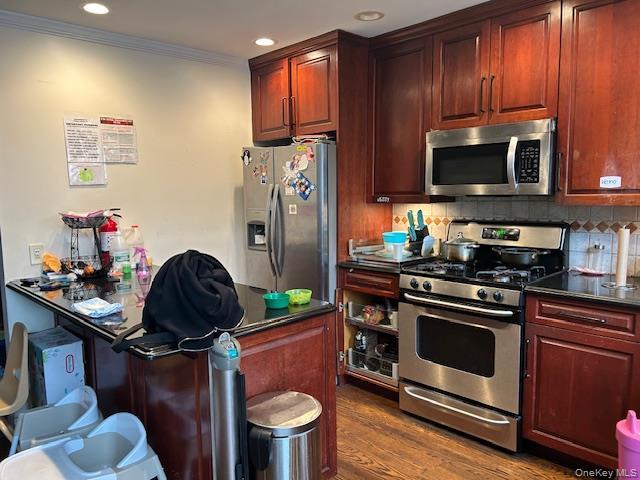 Single Family 80th  Queens, NY 11370, MLS-927791-7