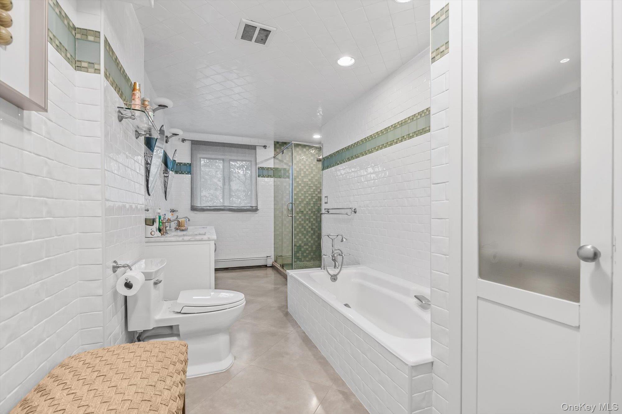 Single Family Kearny Nassau County, NY 11581, MLS-927793-14