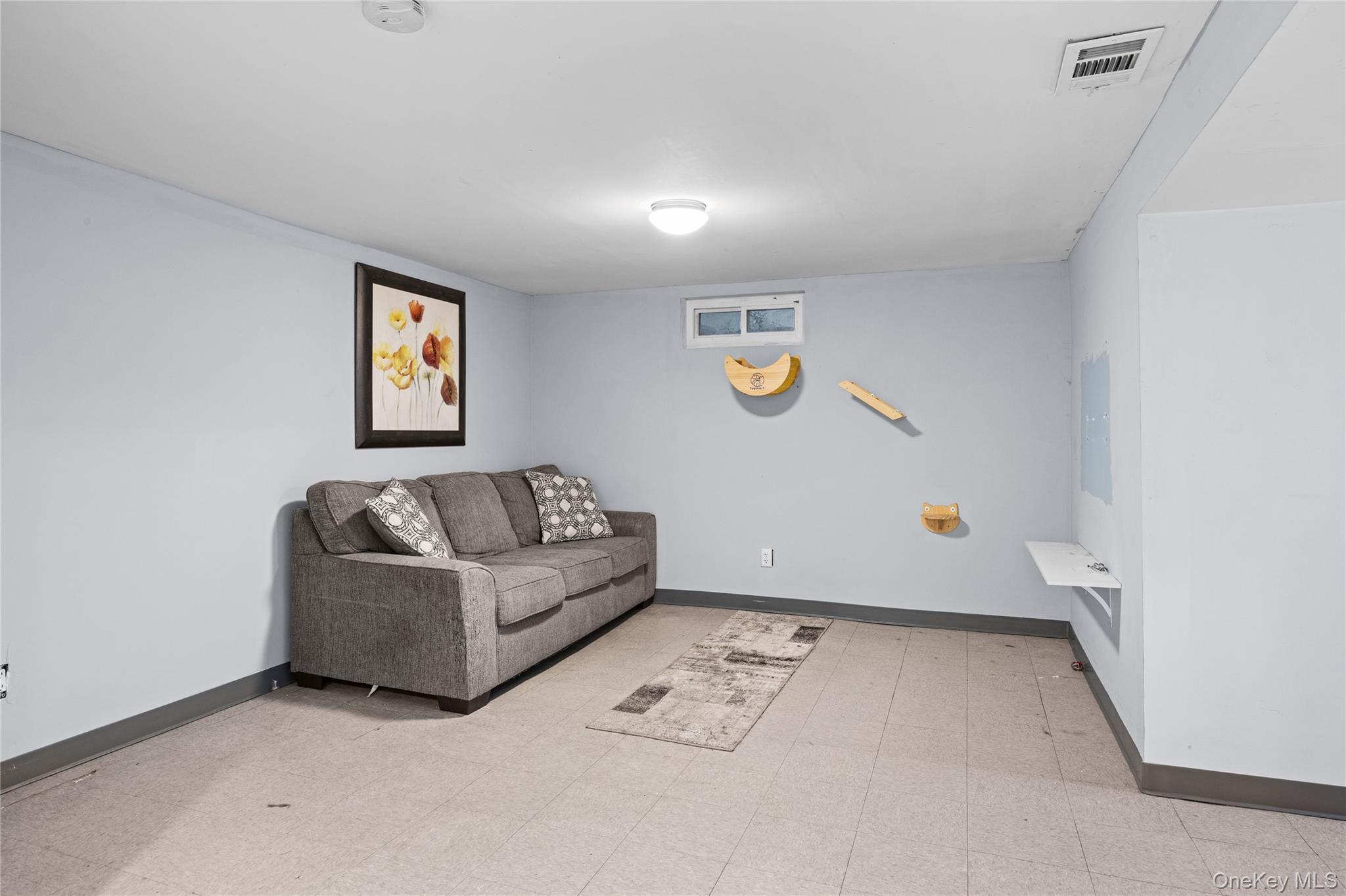 Single Family Riviera  Suffolk County, NY 11757, MLS-927823-14