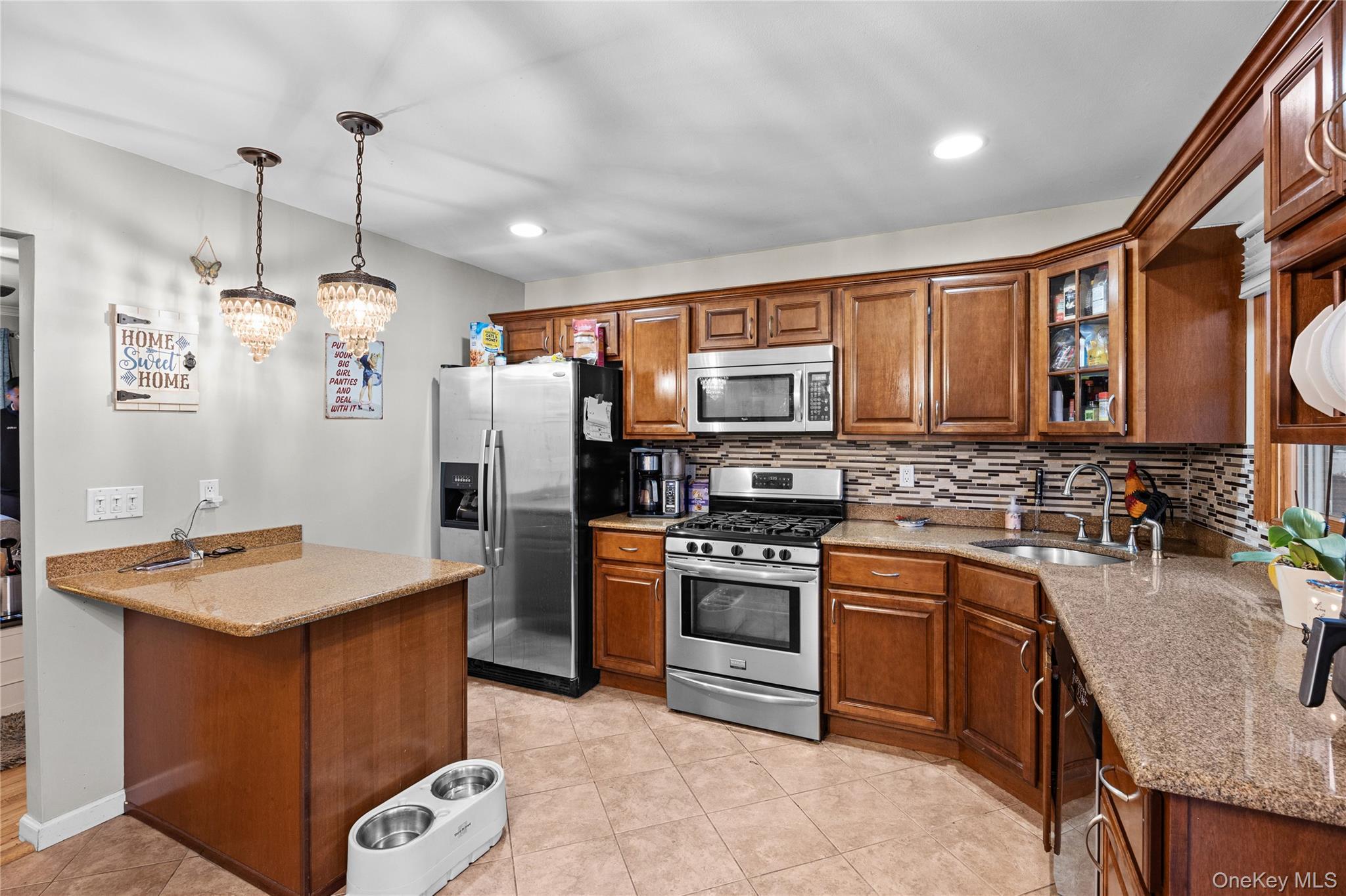 Single Family Riviera  Suffolk County, NY 11757, MLS-927823-5