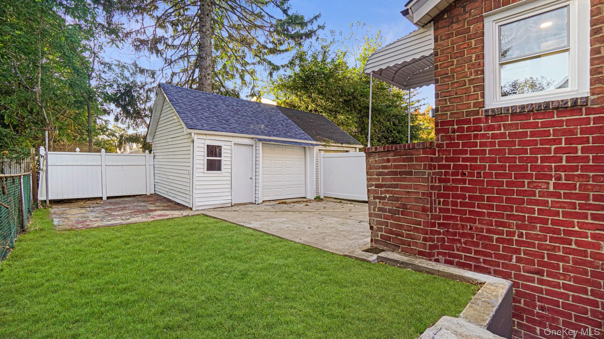 Single Family 217th Queens, NY 11429, MLS-927834-25