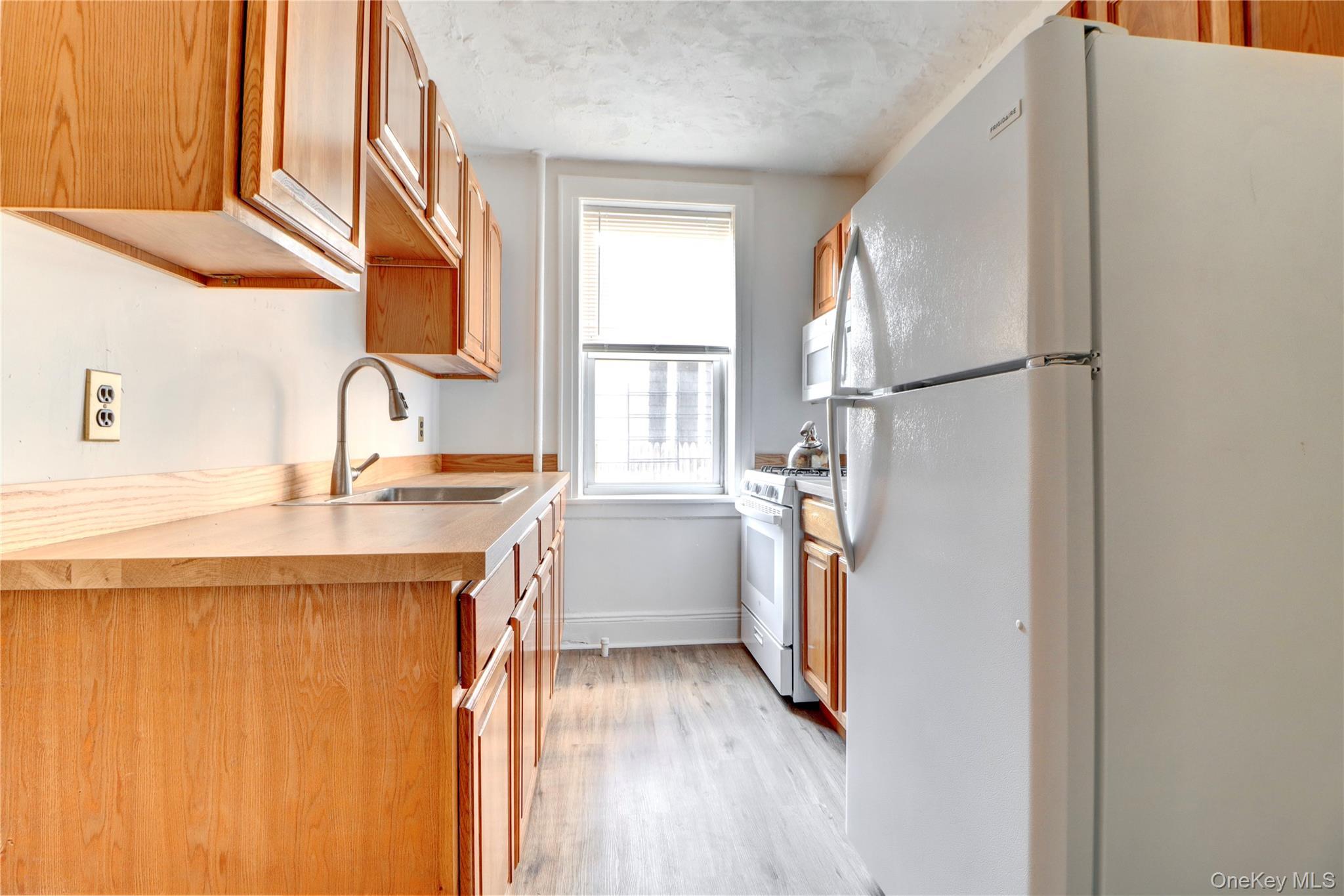 Single Family 107th Queens, NY 11418, MLS-927840-11