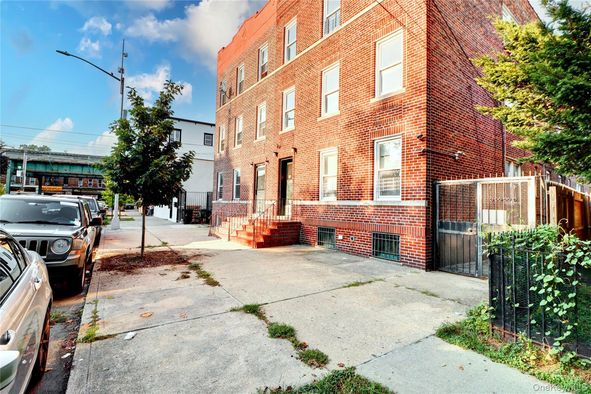 Single Family 107th Queens, NY 11418, MLS-927840-2