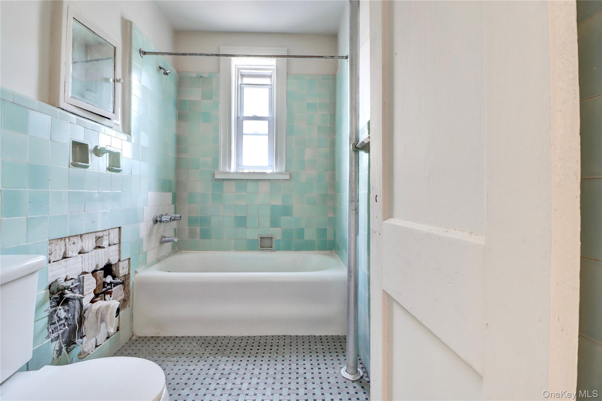 Single Family 107th Queens, NY 11418, MLS-927840-35