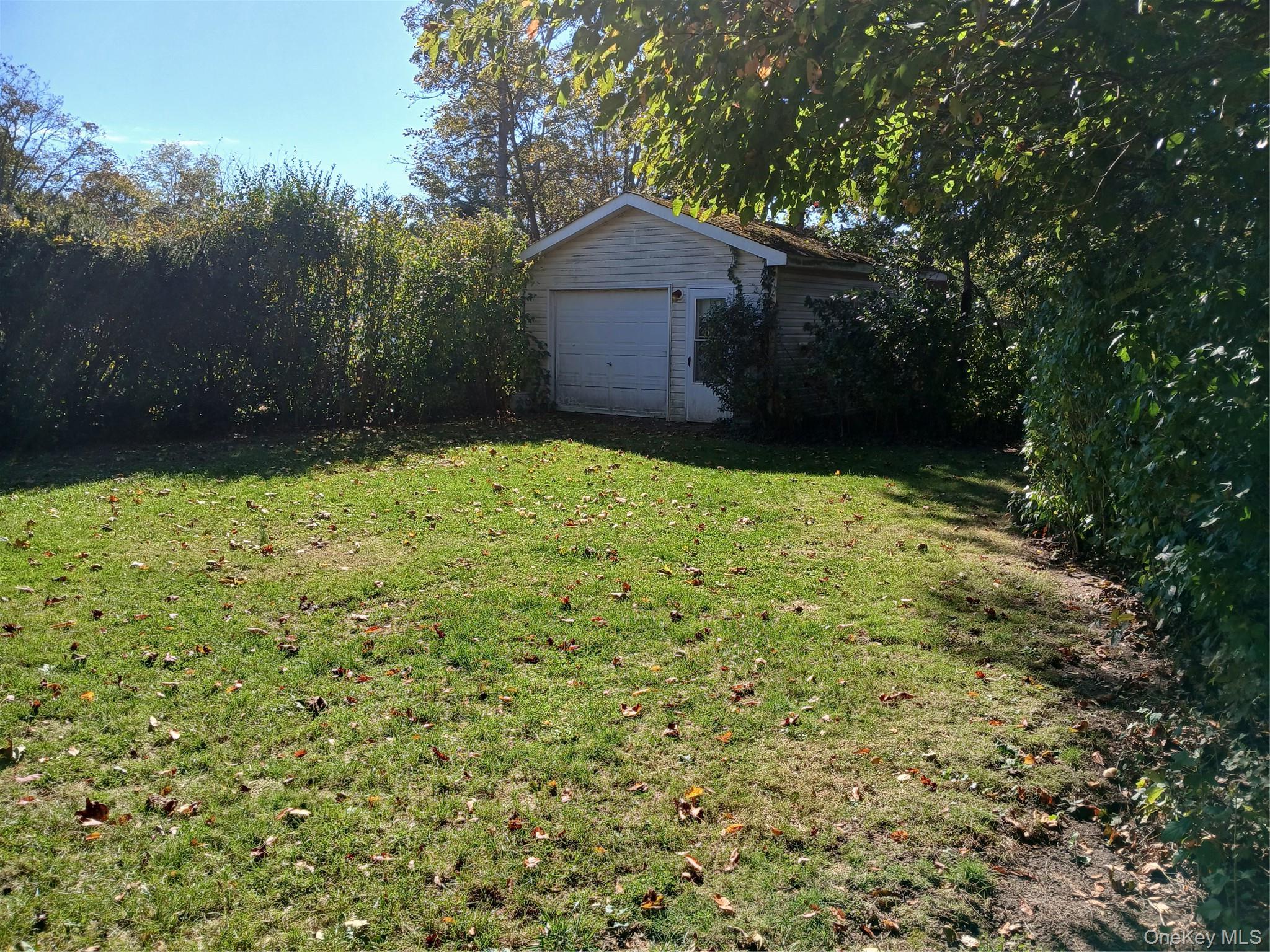 Single Family Woodburn Street Suffolk County, NY 11772, MLS-927852-2