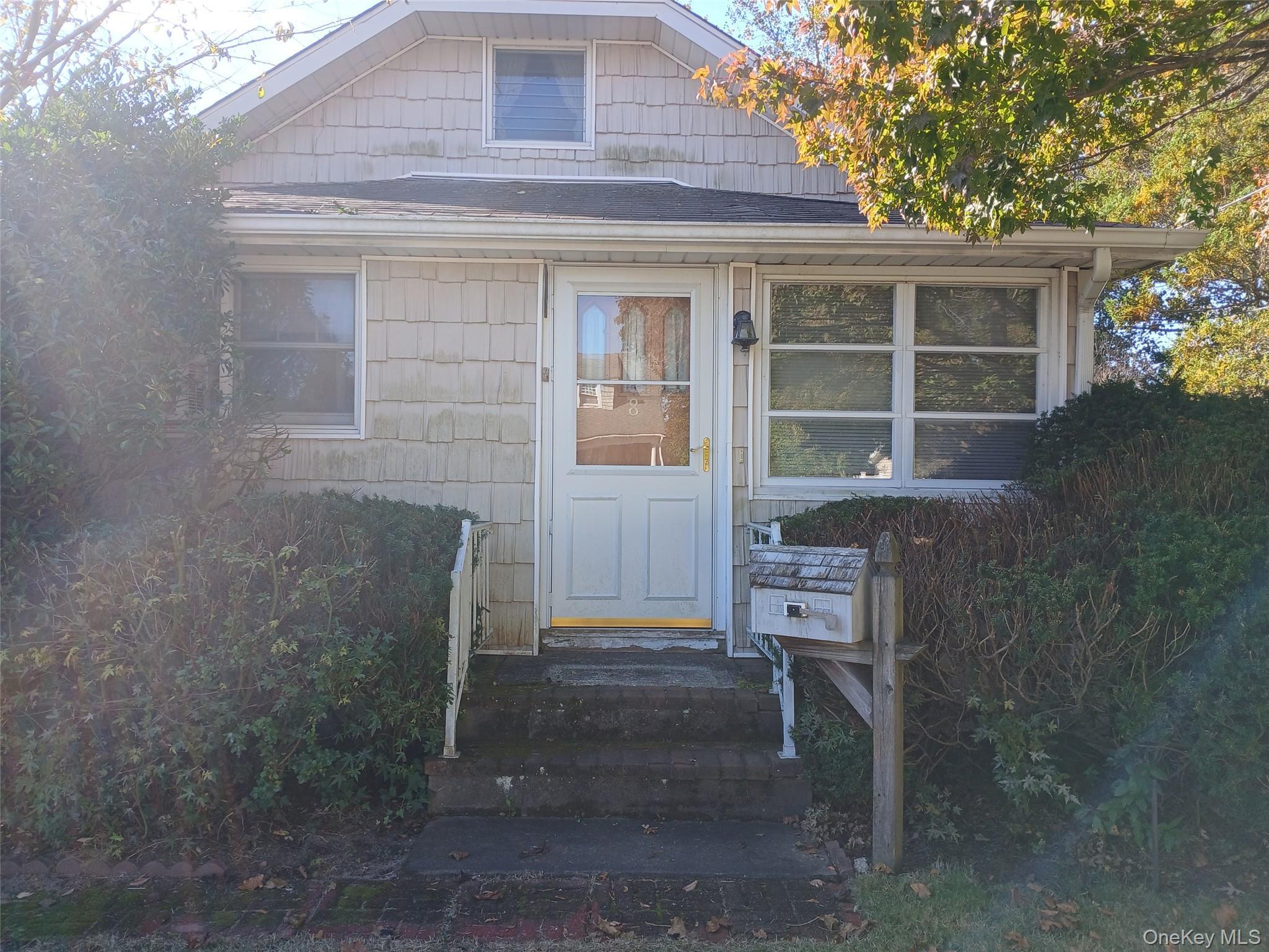 Single Family Woodburn Street Suffolk County, NY 11772, MLS-927852-5