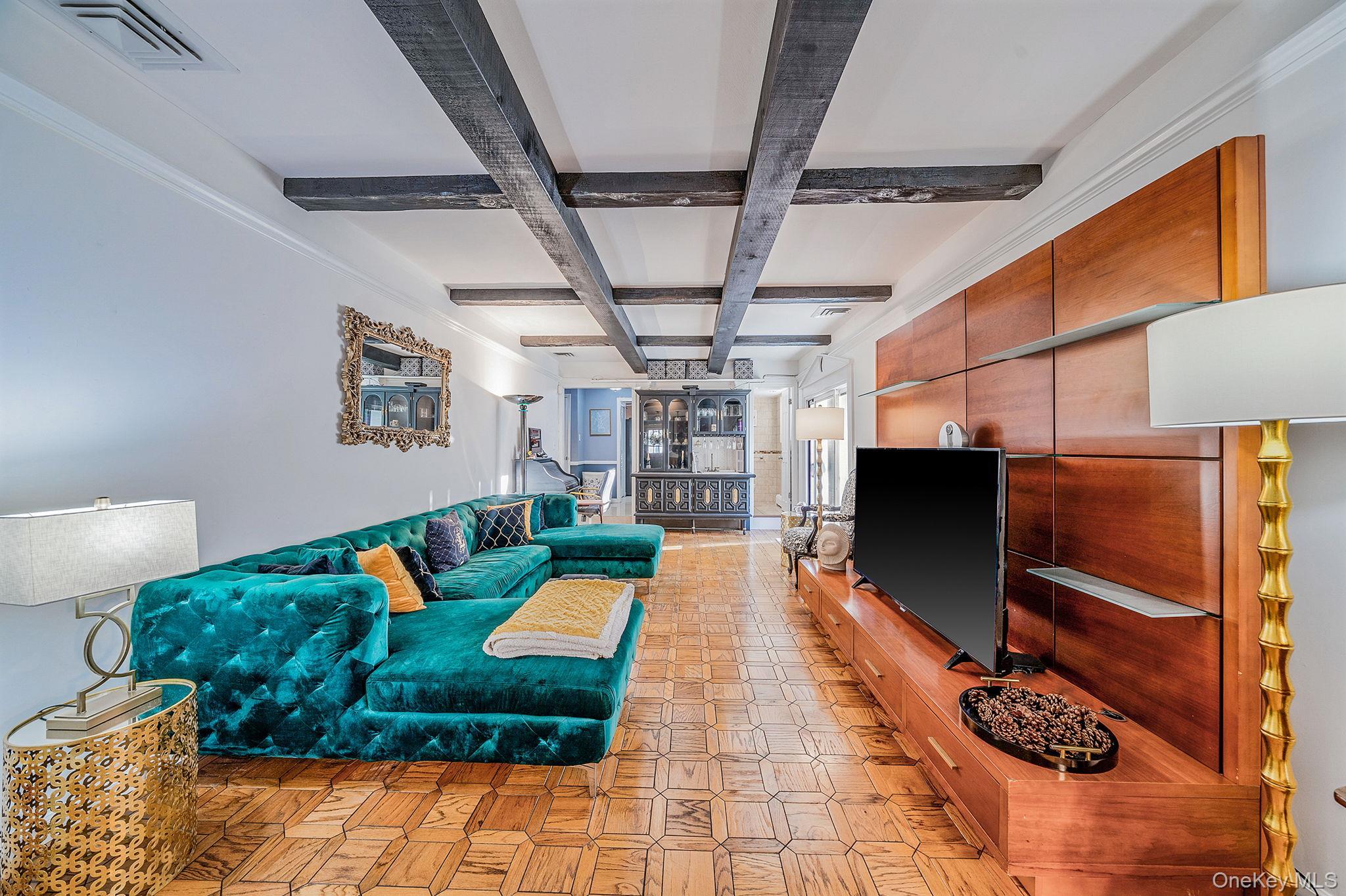 Single Family Winfield Davis  Suffolk County, NY 11727, MLS-927877-12