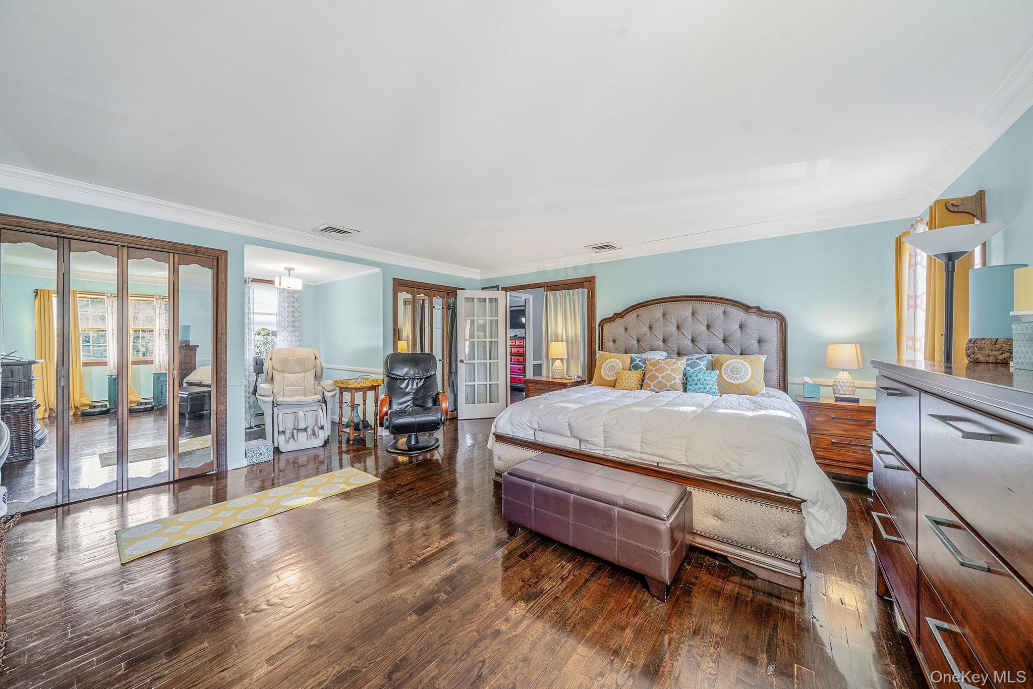 Single Family Winfield Davis  Suffolk County, NY 11727, MLS-927877-19