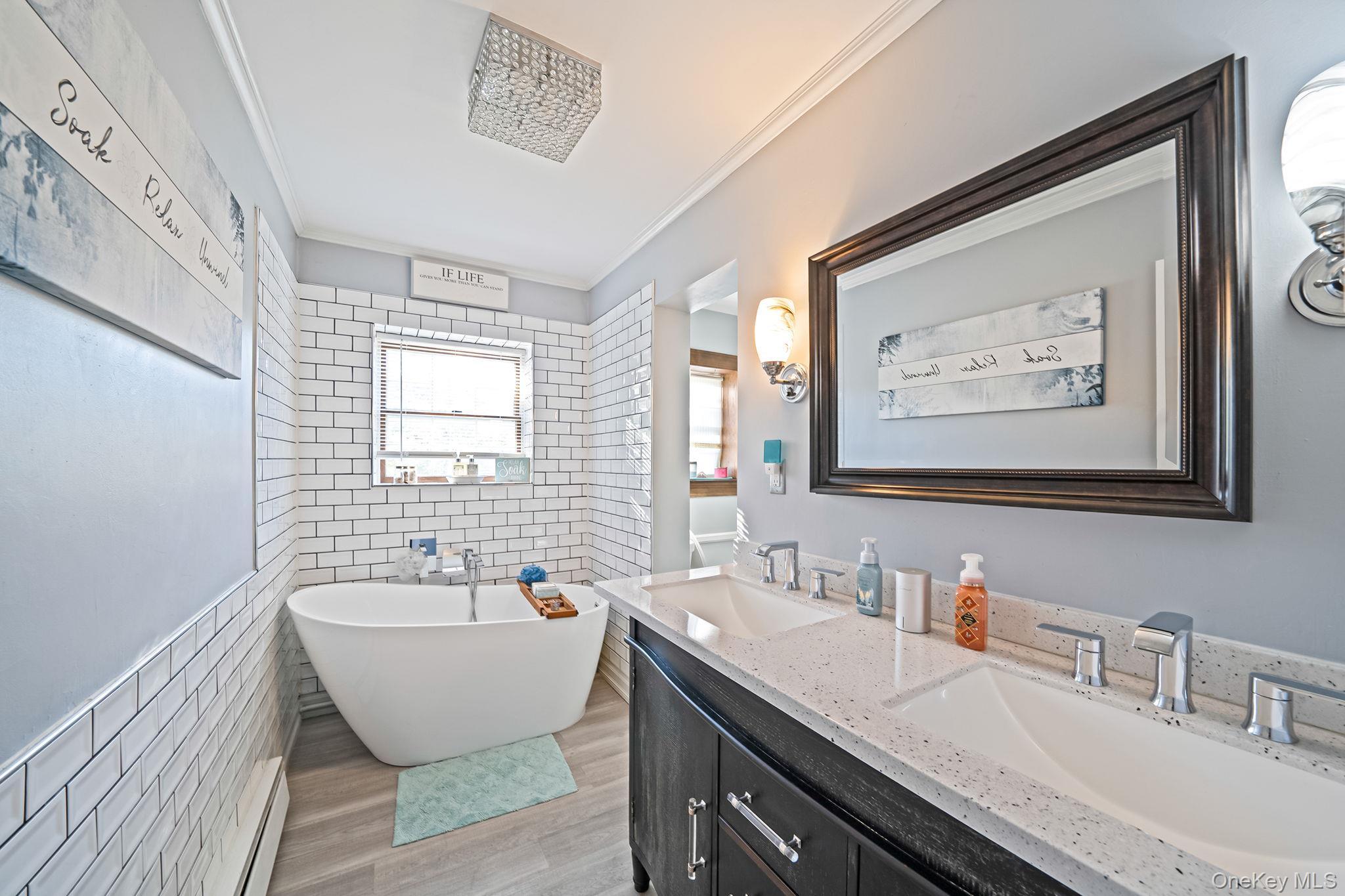 Single Family Winfield Davis  Suffolk County, NY 11727, MLS-927877-27