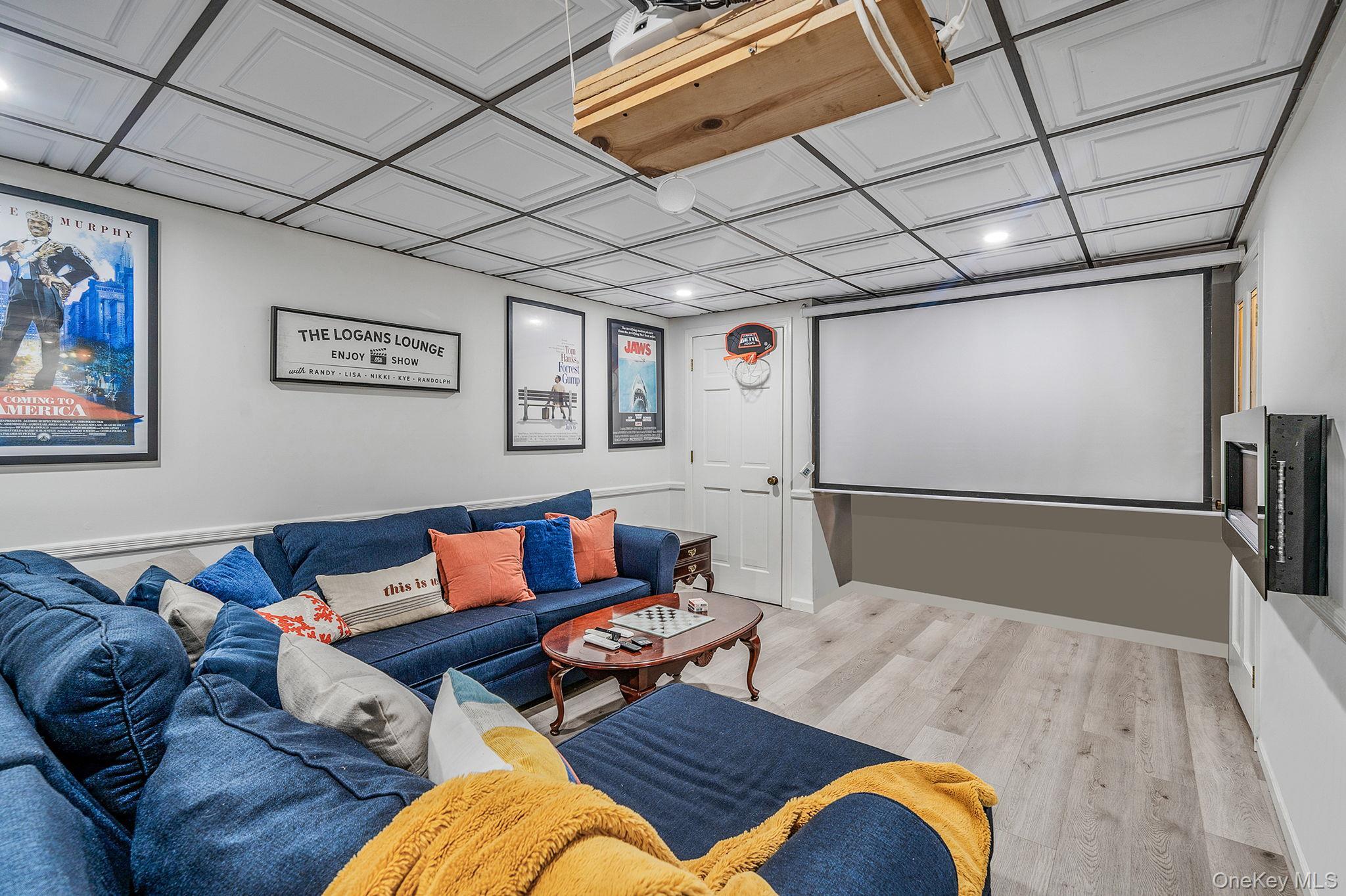 Single Family Winfield Davis  Suffolk County, NY 11727, MLS-927877-30