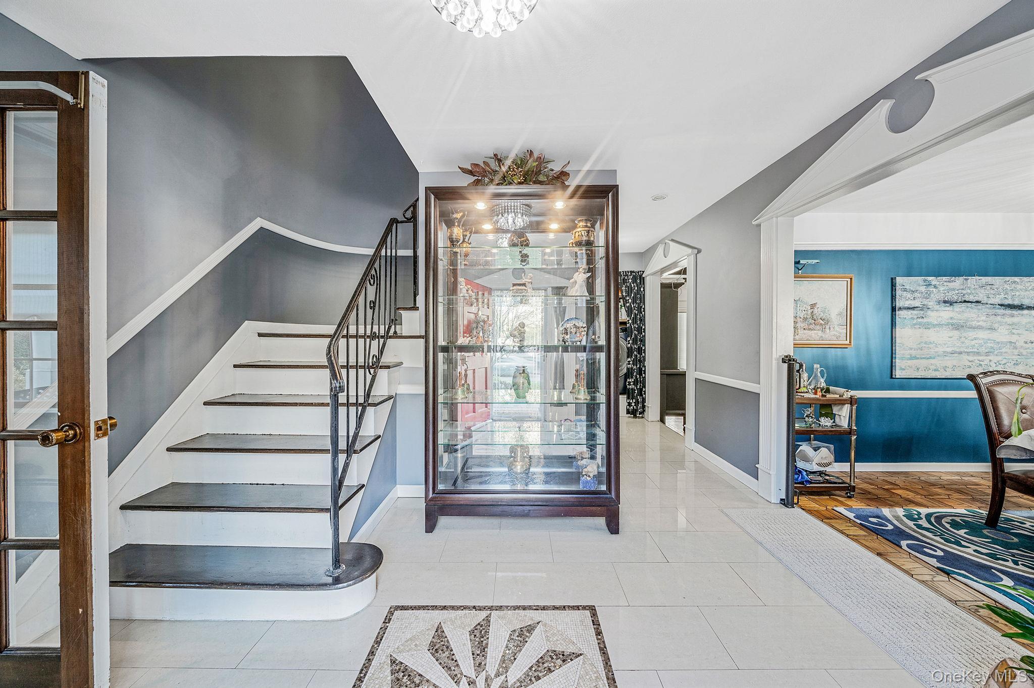 Single Family Winfield Davis  Suffolk County, NY 11727, MLS-927877-6