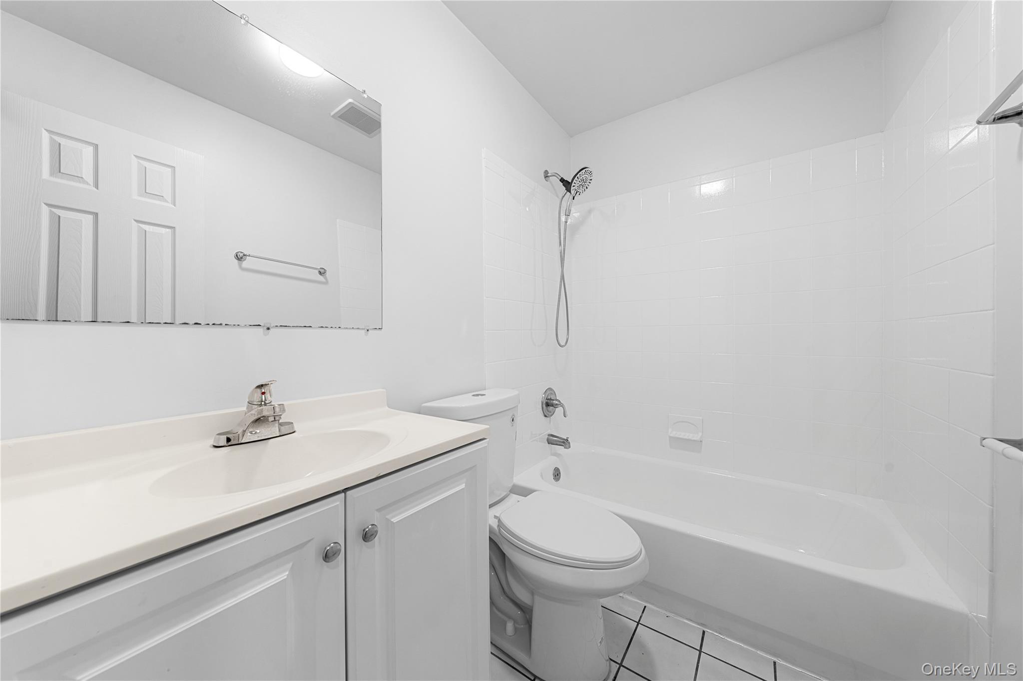 Single Family Nord Park  Suffolk County, NY 11953, MLS-927904-8