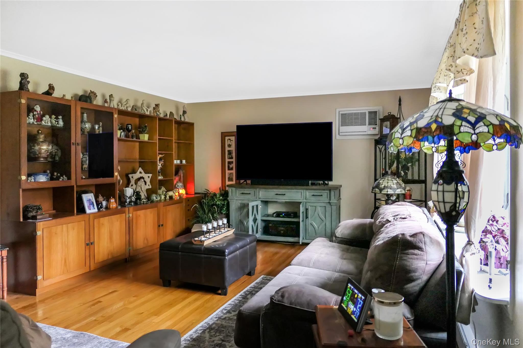 Single Family Montauk  Suffolk County, NY 11719, MLS-927919-11