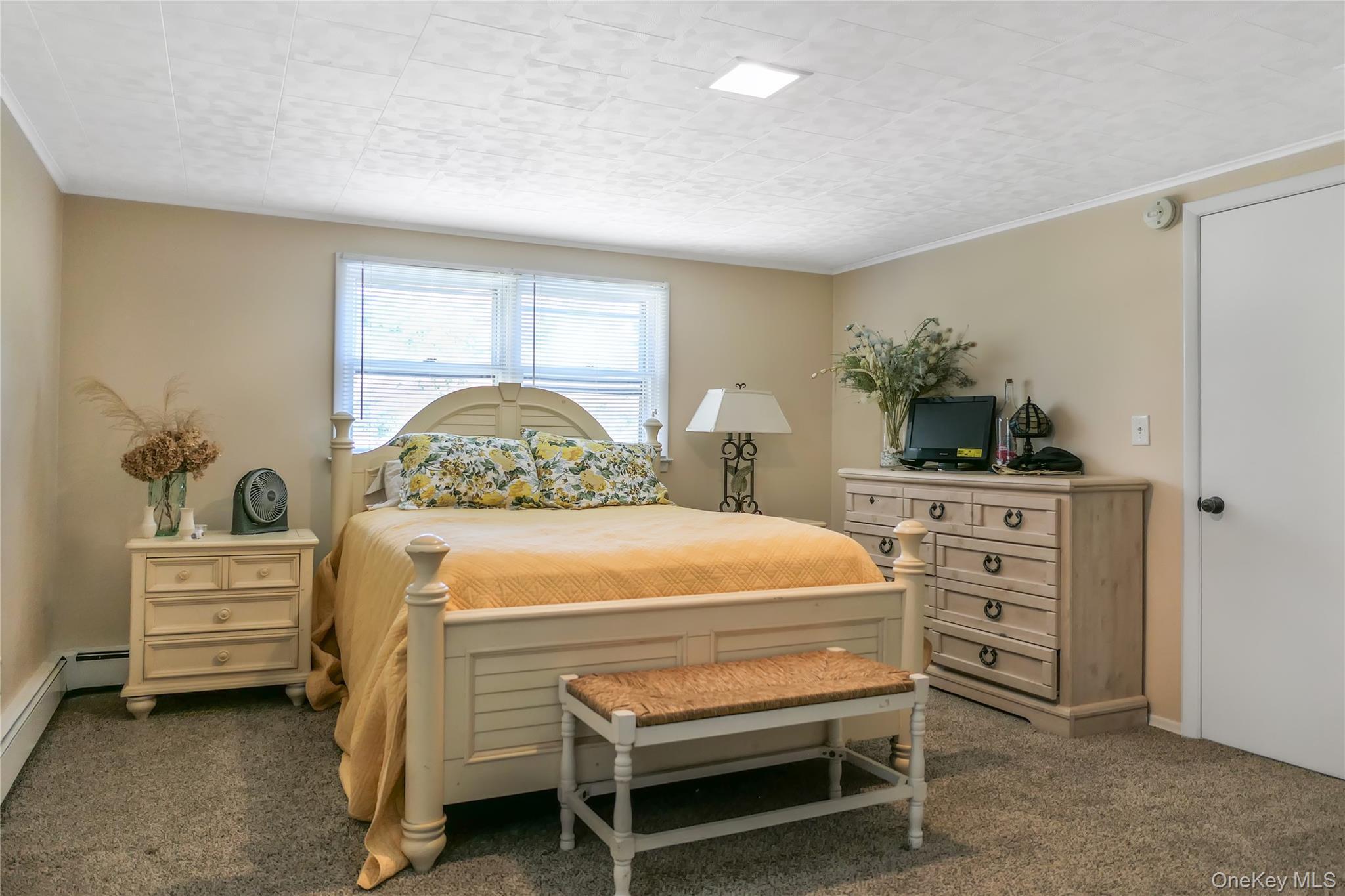 Single Family Montauk  Suffolk County, NY 11719, MLS-927919-15