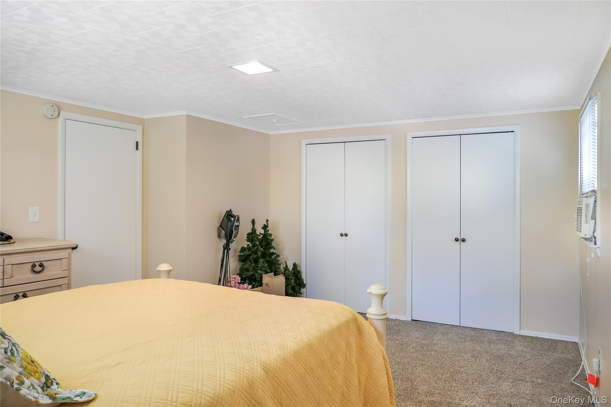 Single Family Montauk  Suffolk County, NY 11719, MLS-927919-21