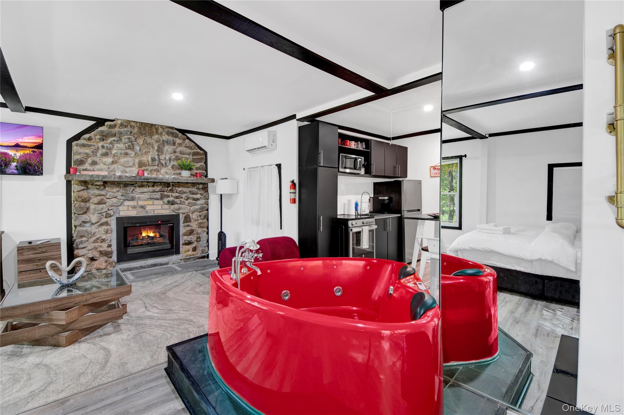 Single Family Shore  Orange County, NY 10940, MLS-927923-10