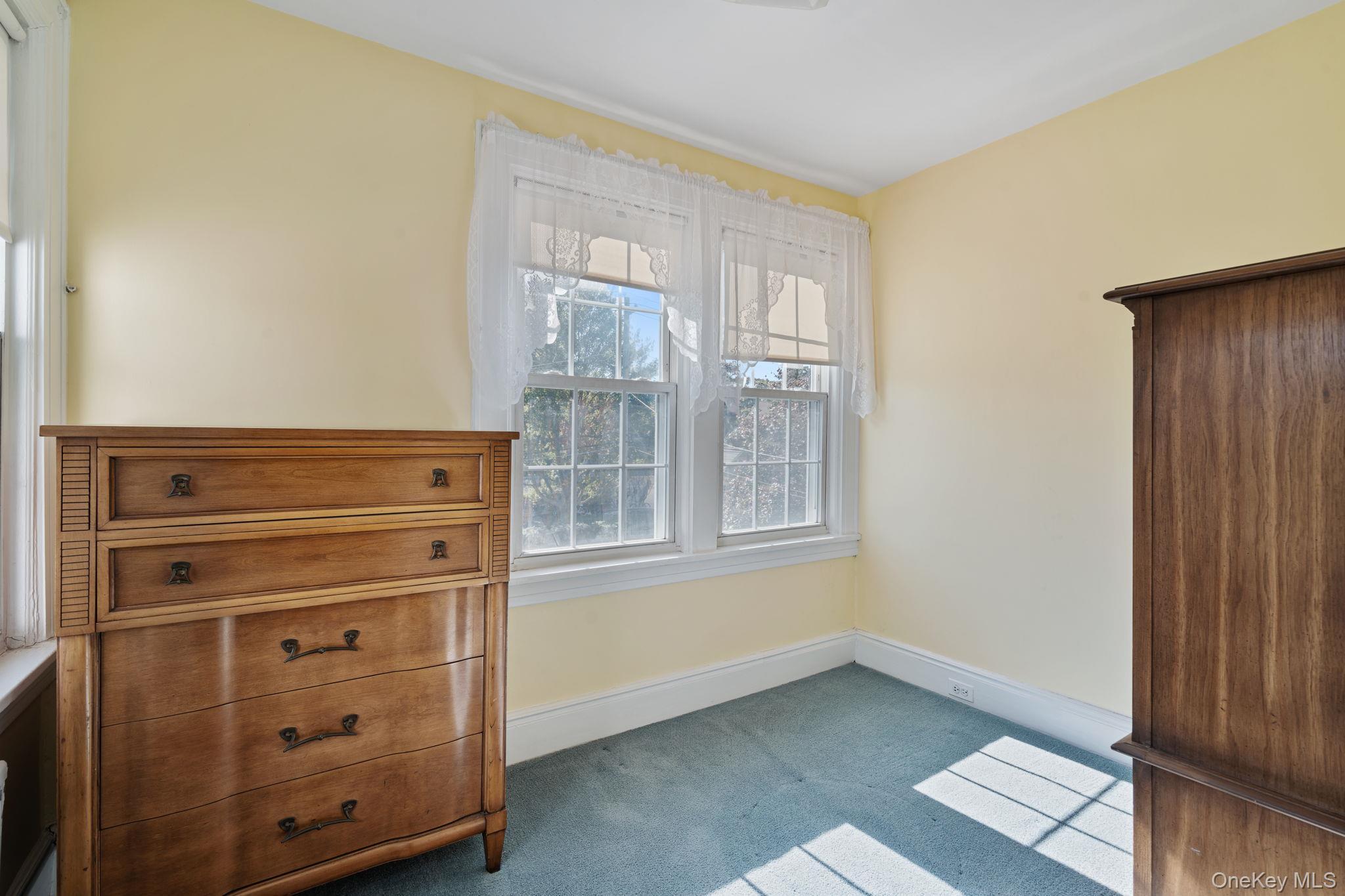 Single Family Summit  Nassau County, NY 11563, MLS-927945-17