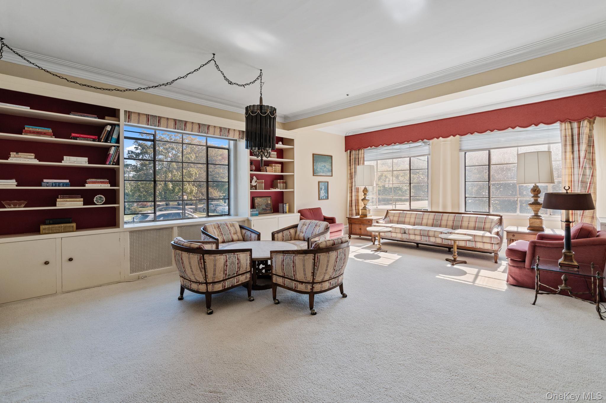 Single Family Summit  Nassau County, NY 11563, MLS-927945-6