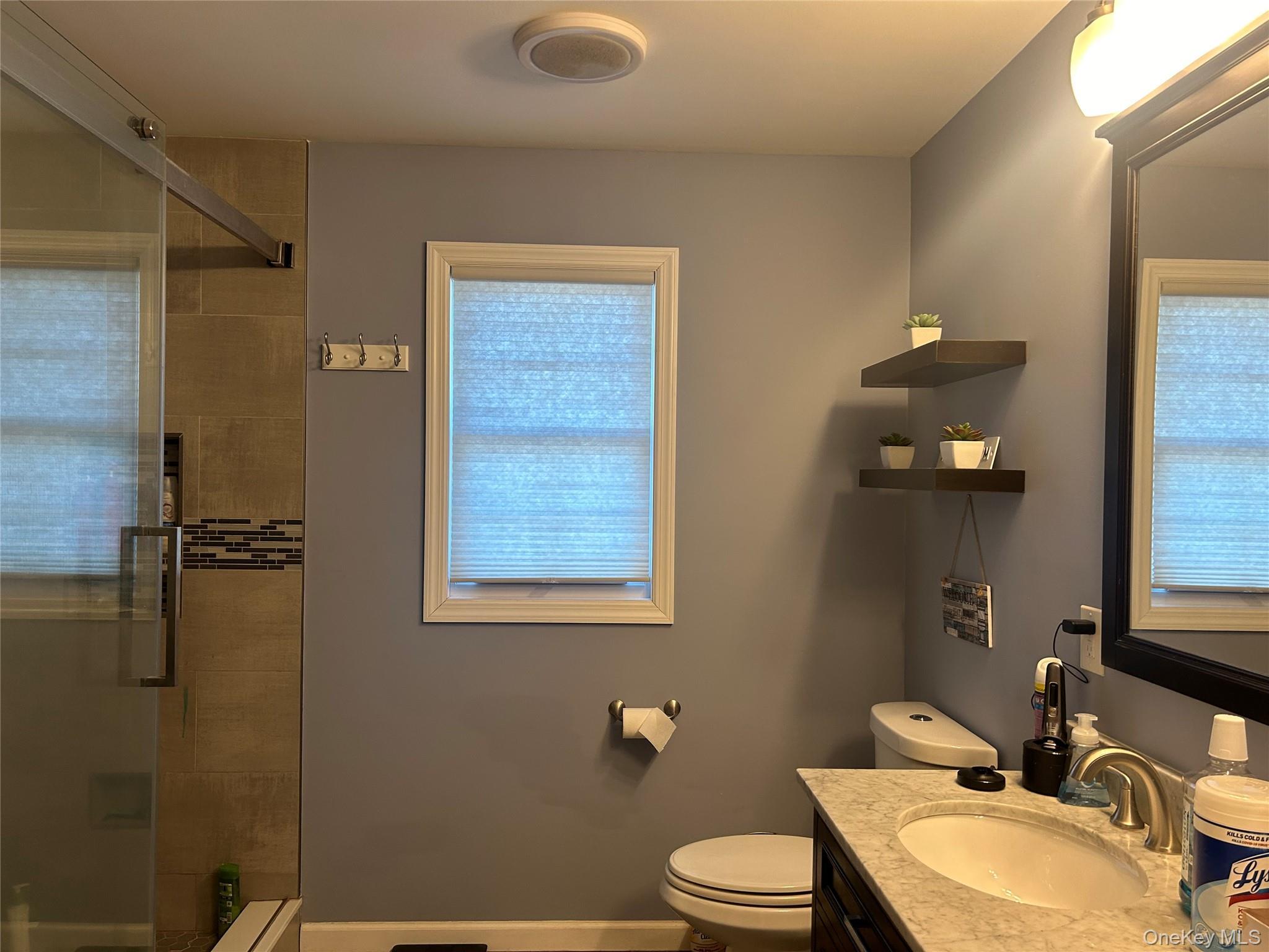 Single Family Lexington  Suffolk County, NY 11704, MLS-927956-11