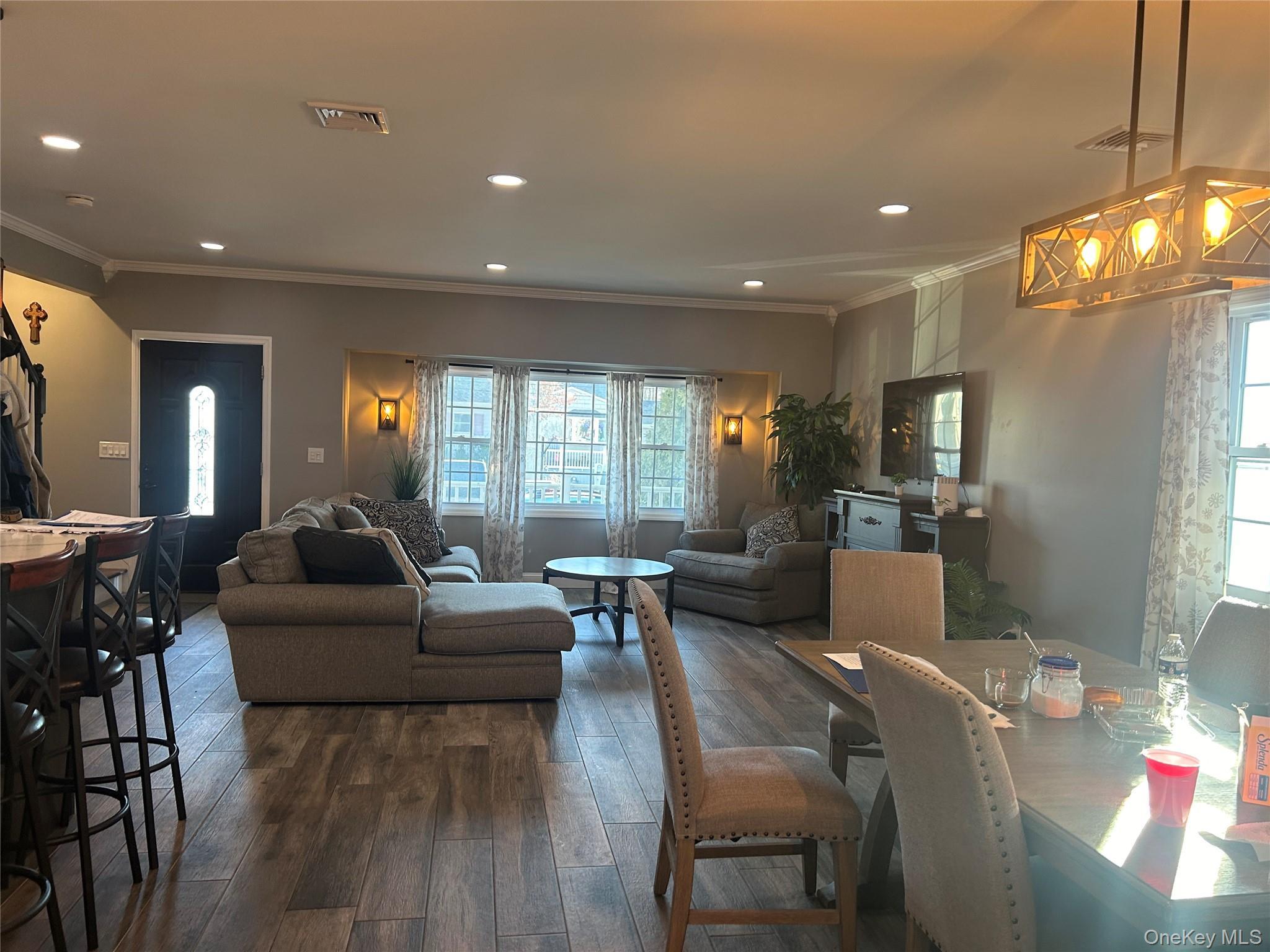 Single Family Lexington  Suffolk County, NY 11704, MLS-927956-4