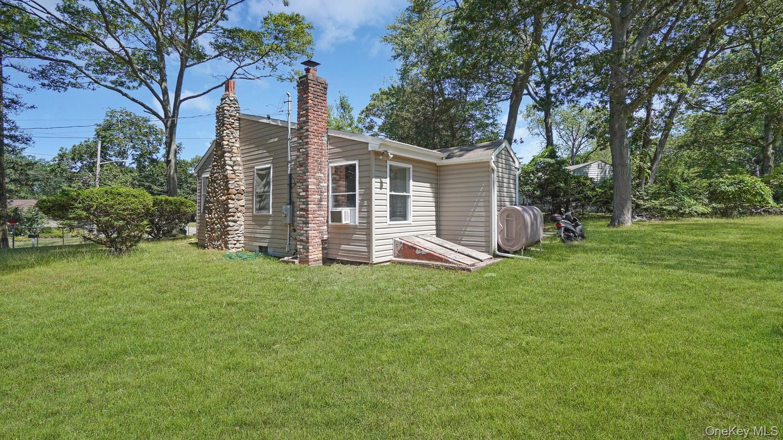 Single Family Curtis  Suffolk County, NY 11789, MLS-927970-16